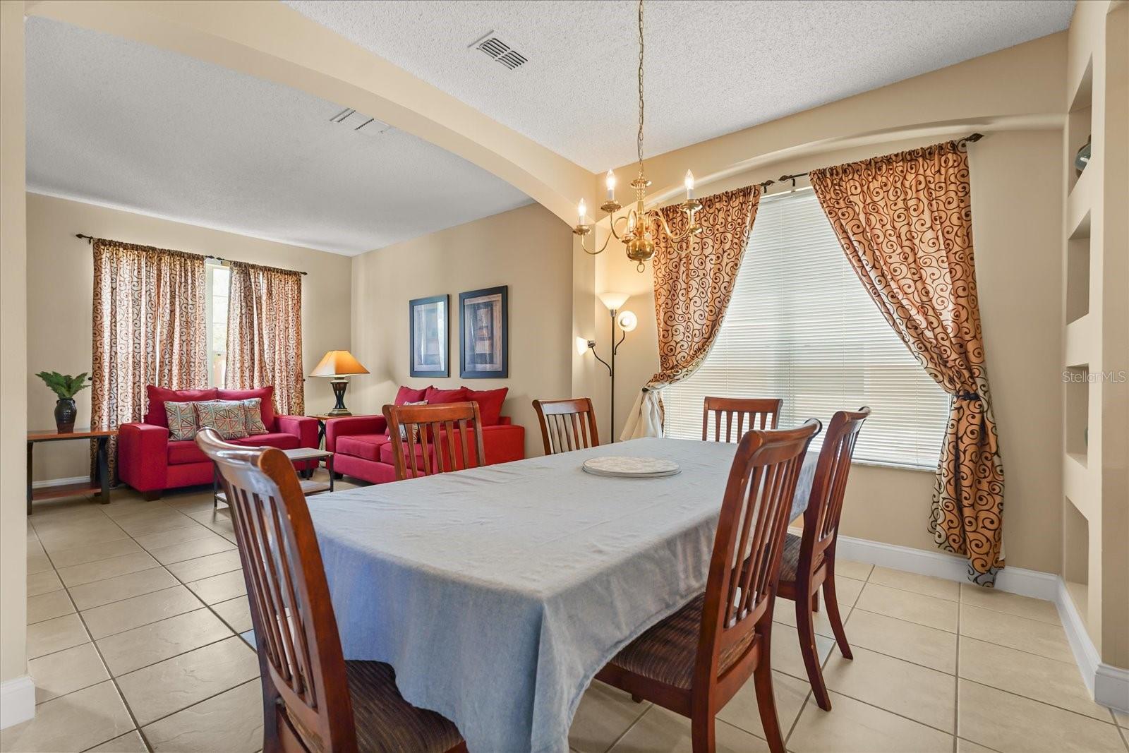 Image 12 of 67 For 164 Castaway Beach Way