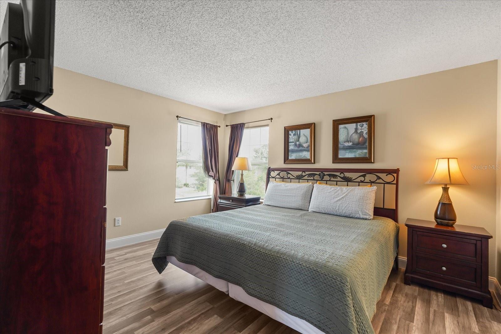 Image 33 of 67 For 164 Castaway Beach Way