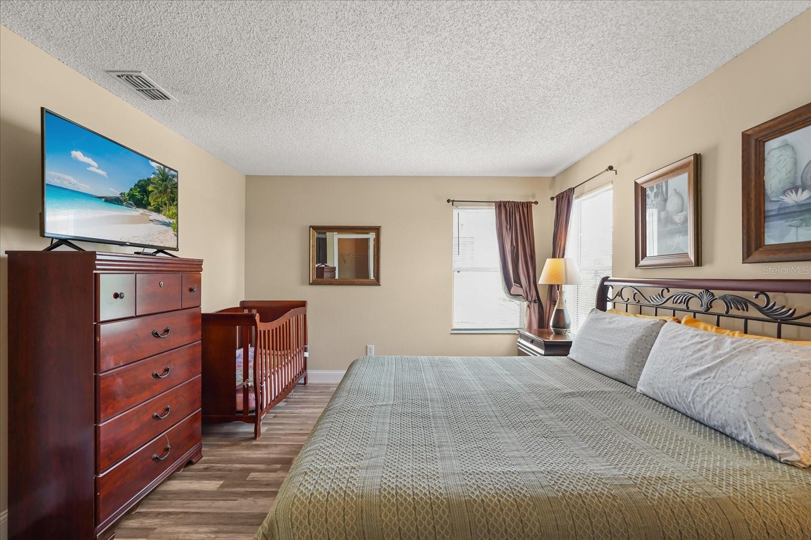 Image 34 of 67 For 164 Castaway Beach Way