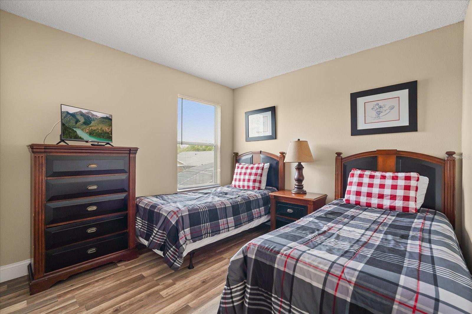 Image 41 of 67 For 164 Castaway Beach Way