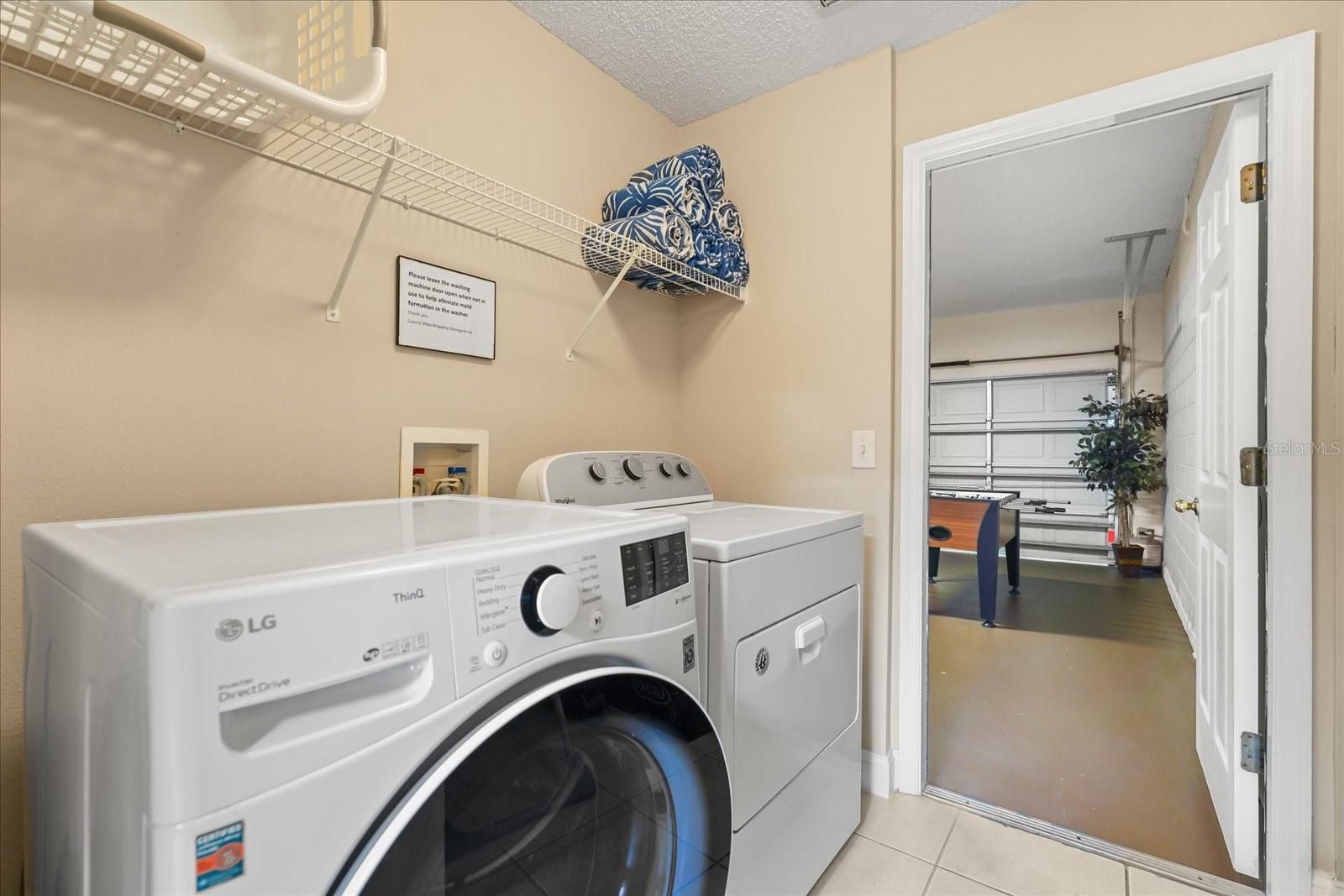 Image 51 of 67 For 164 Castaway Beach Way