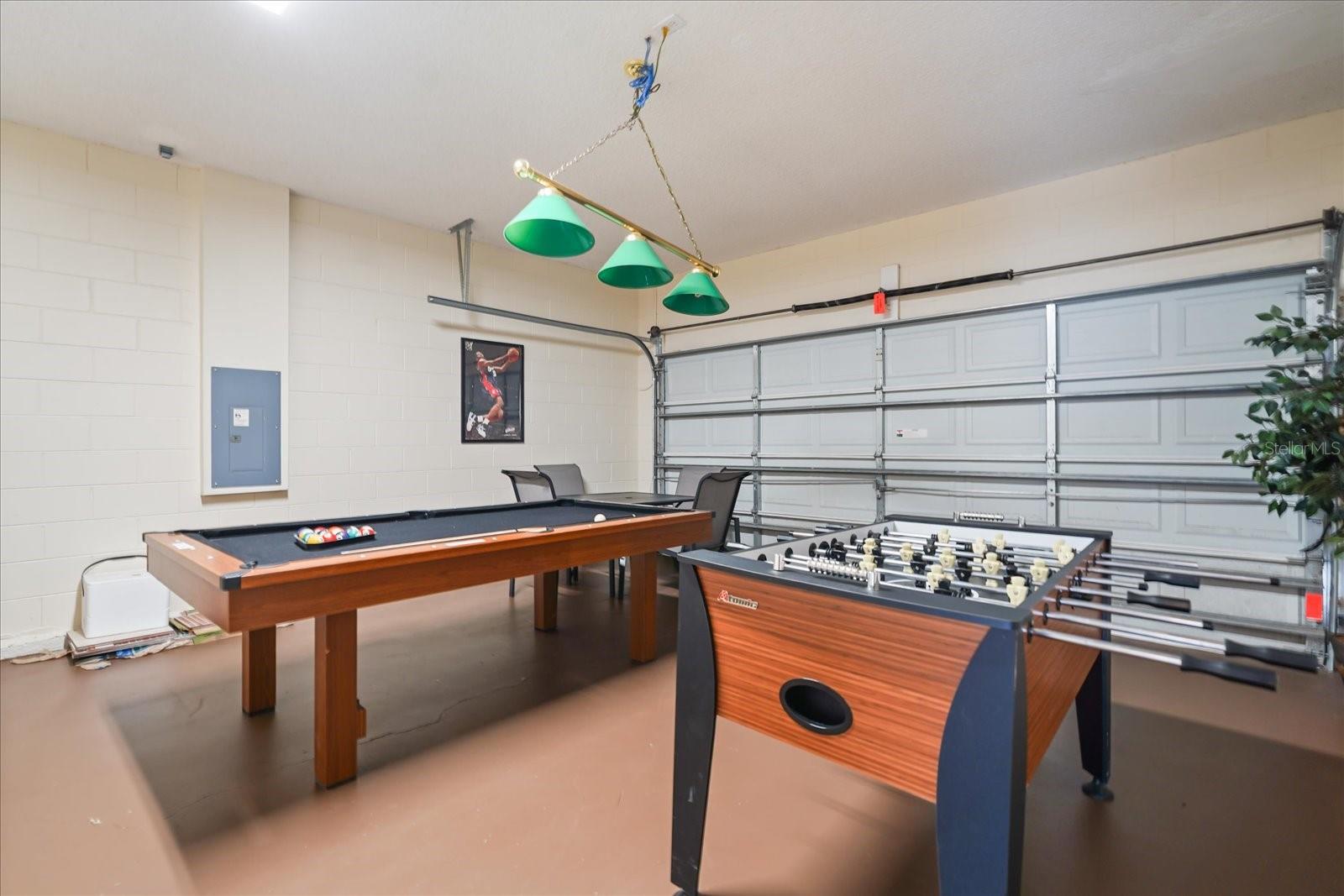 Image 54 of 67 For 164 Castaway Beach Way