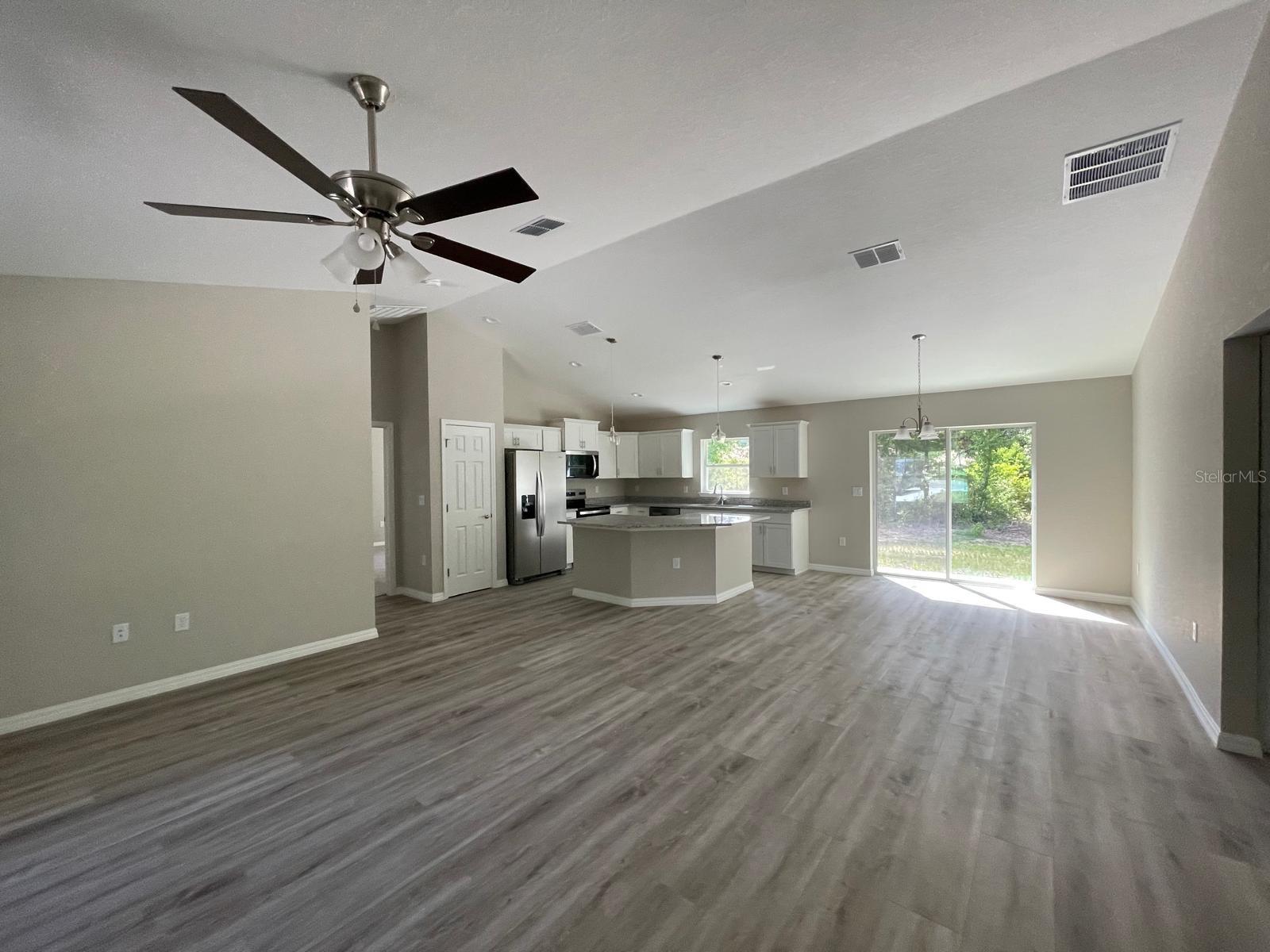 Image 5 of 41 For 19231 97th Street