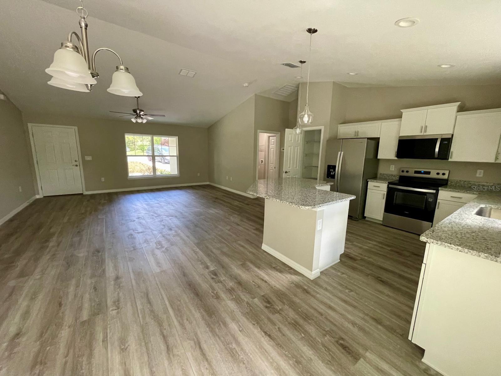 Image 7 of 41 For 19231 97th Street