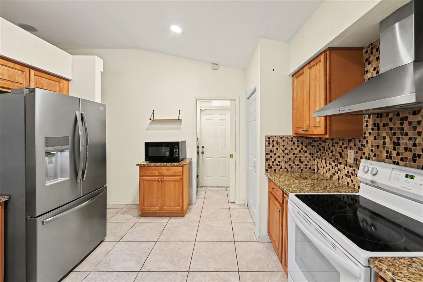 Image 10 of 28 For 447 Dixie Highway