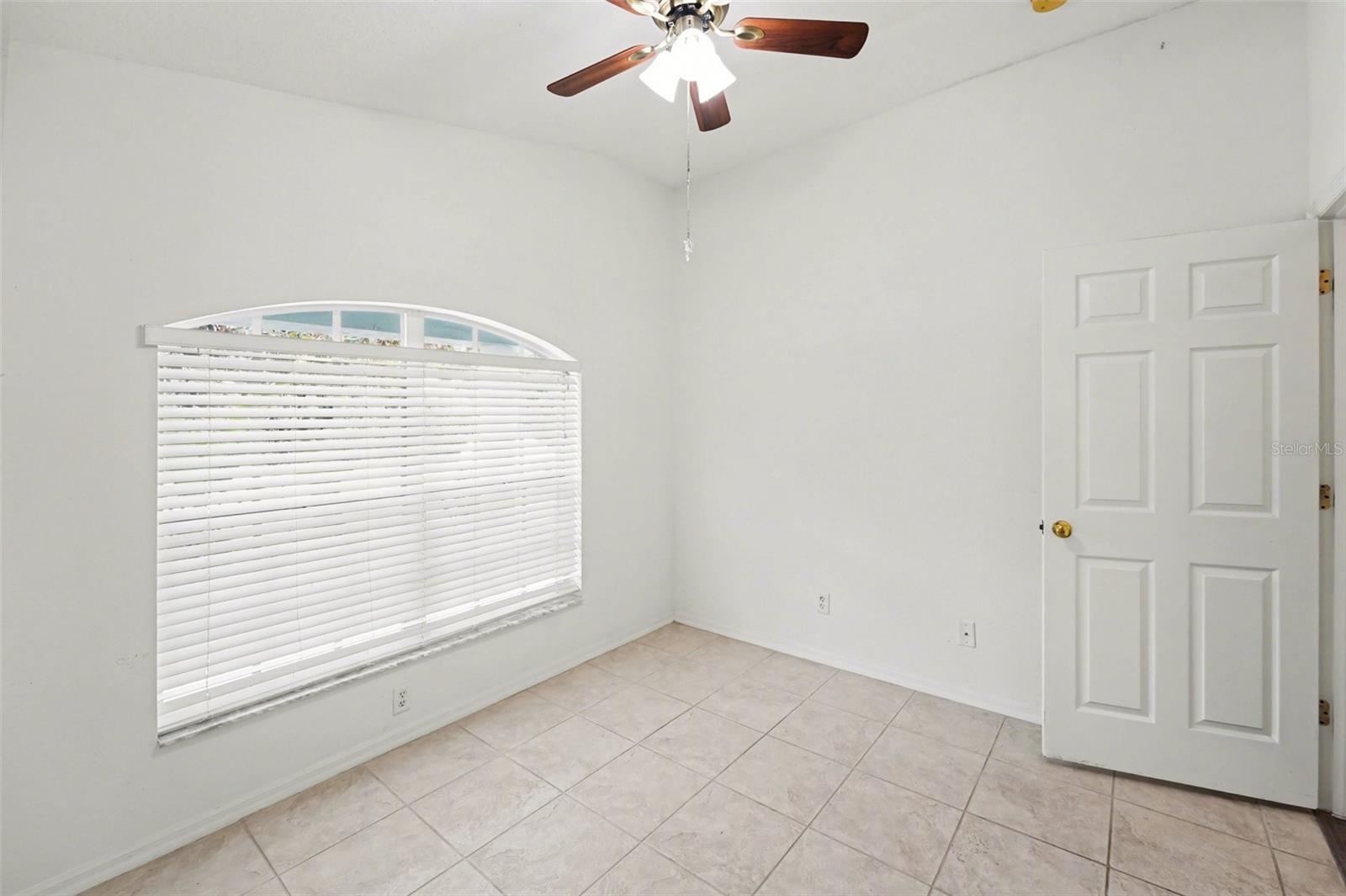 Image 14 of 28 For 447 Dixie Highway