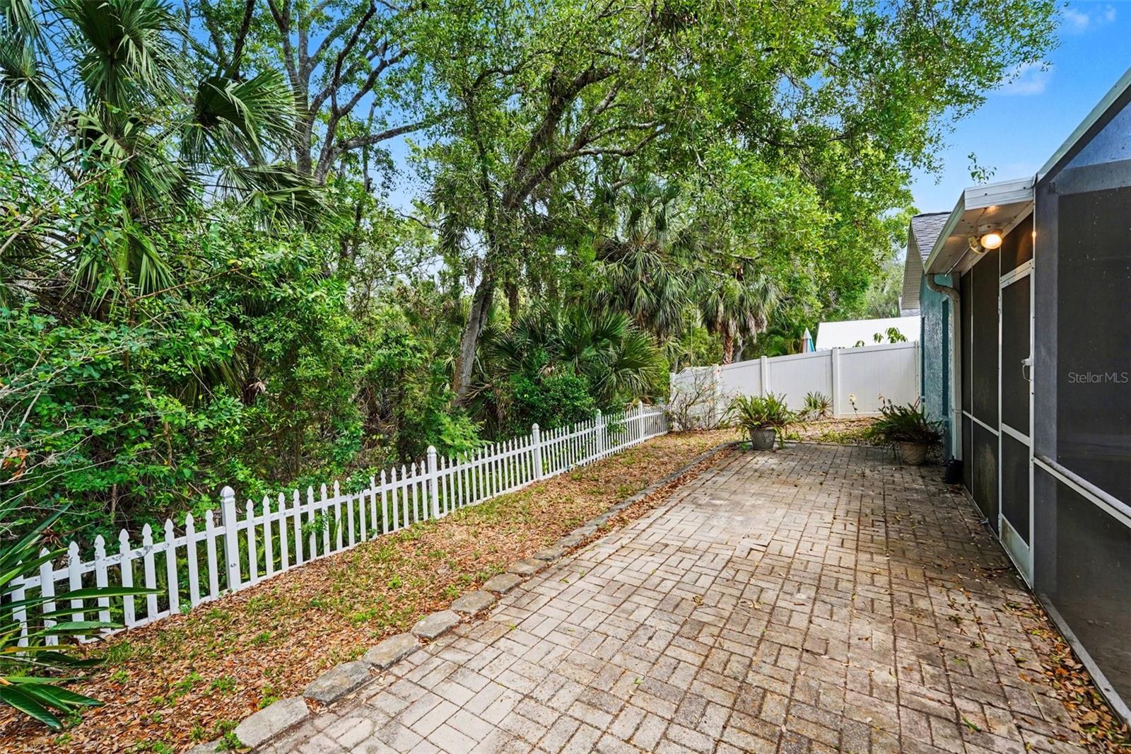 Image 25 of 28 For 447 Dixie Highway