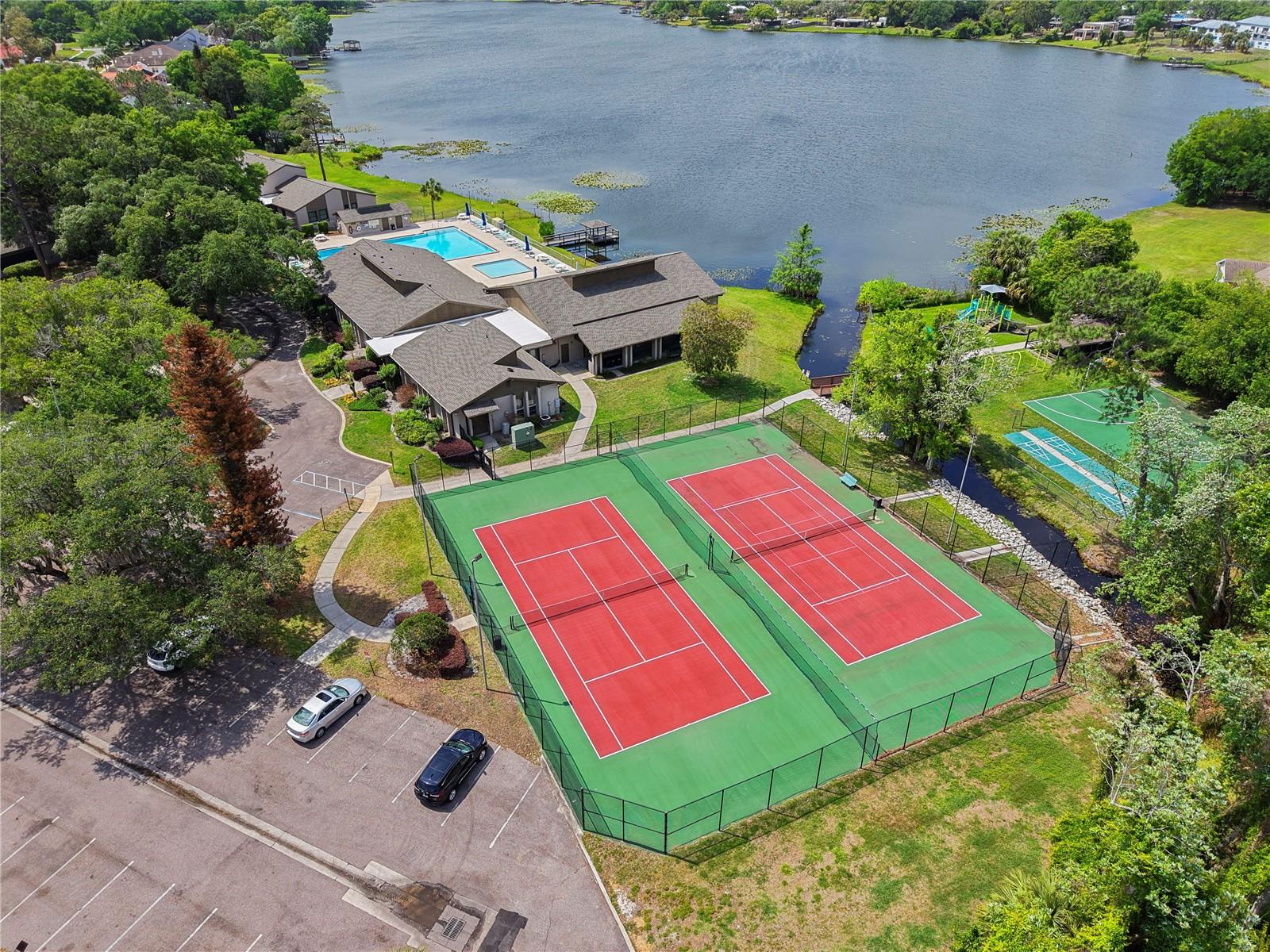 Image 28 of 30 For 497 Meadowood Boulevard