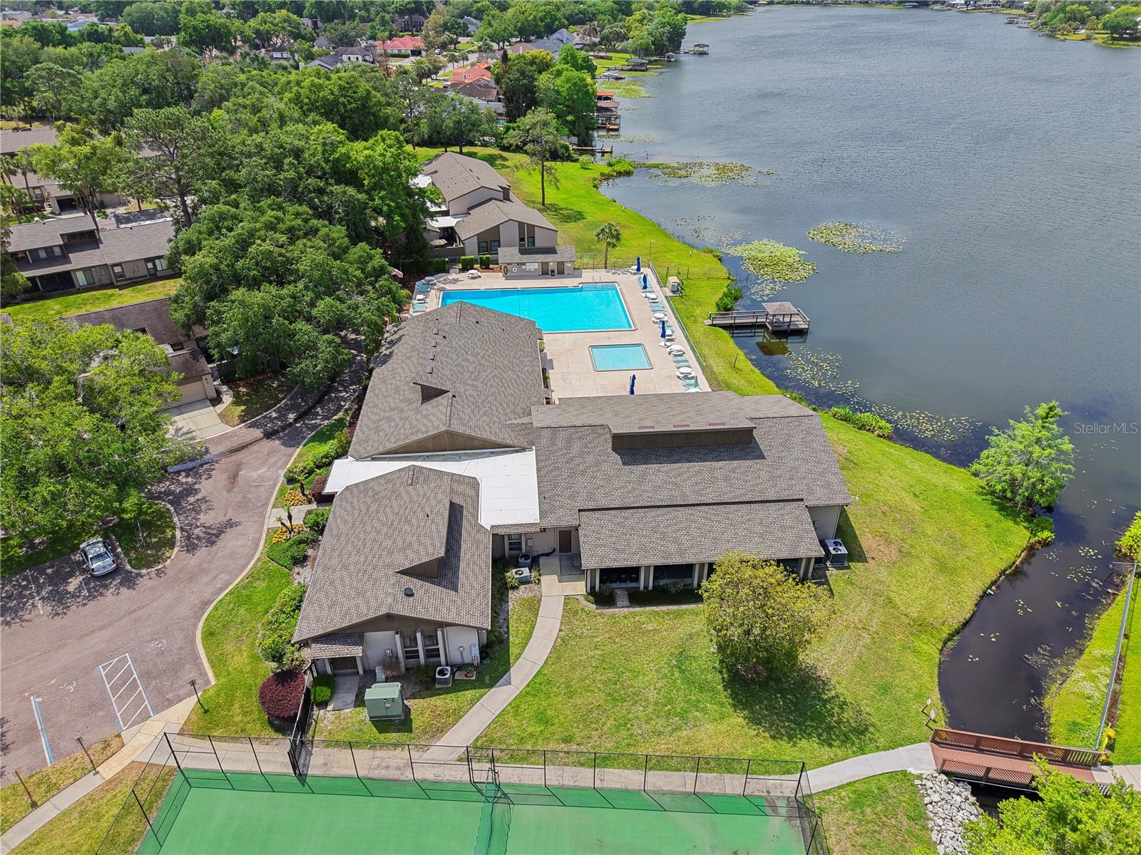 Image 29 of 30 For 497 Meadowood Boulevard