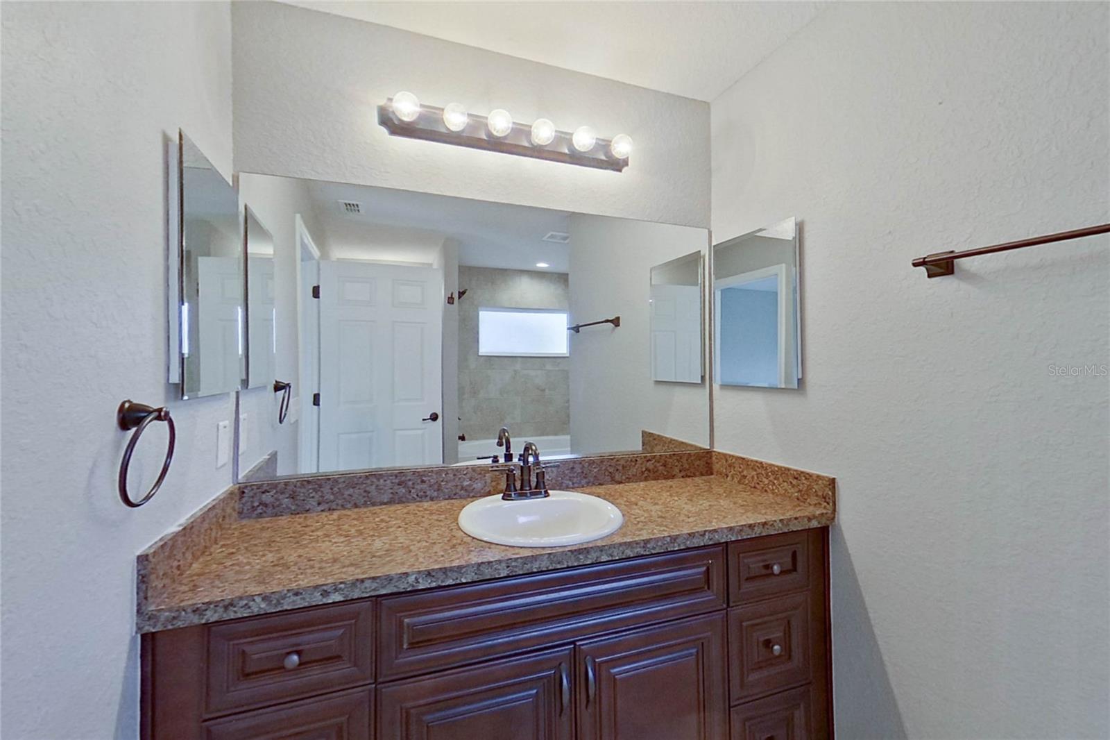 Image 16 of 20 For 8806 135th Street Road