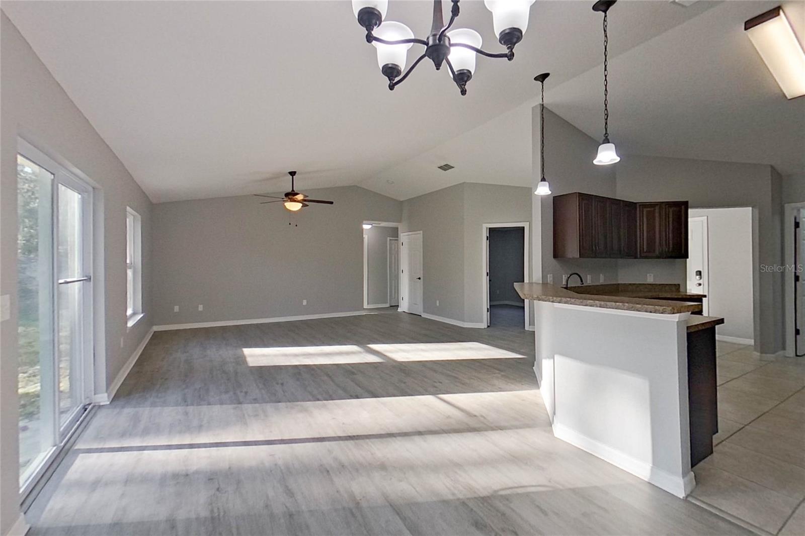 Image 6 of 20 For 8806 135th Street Road