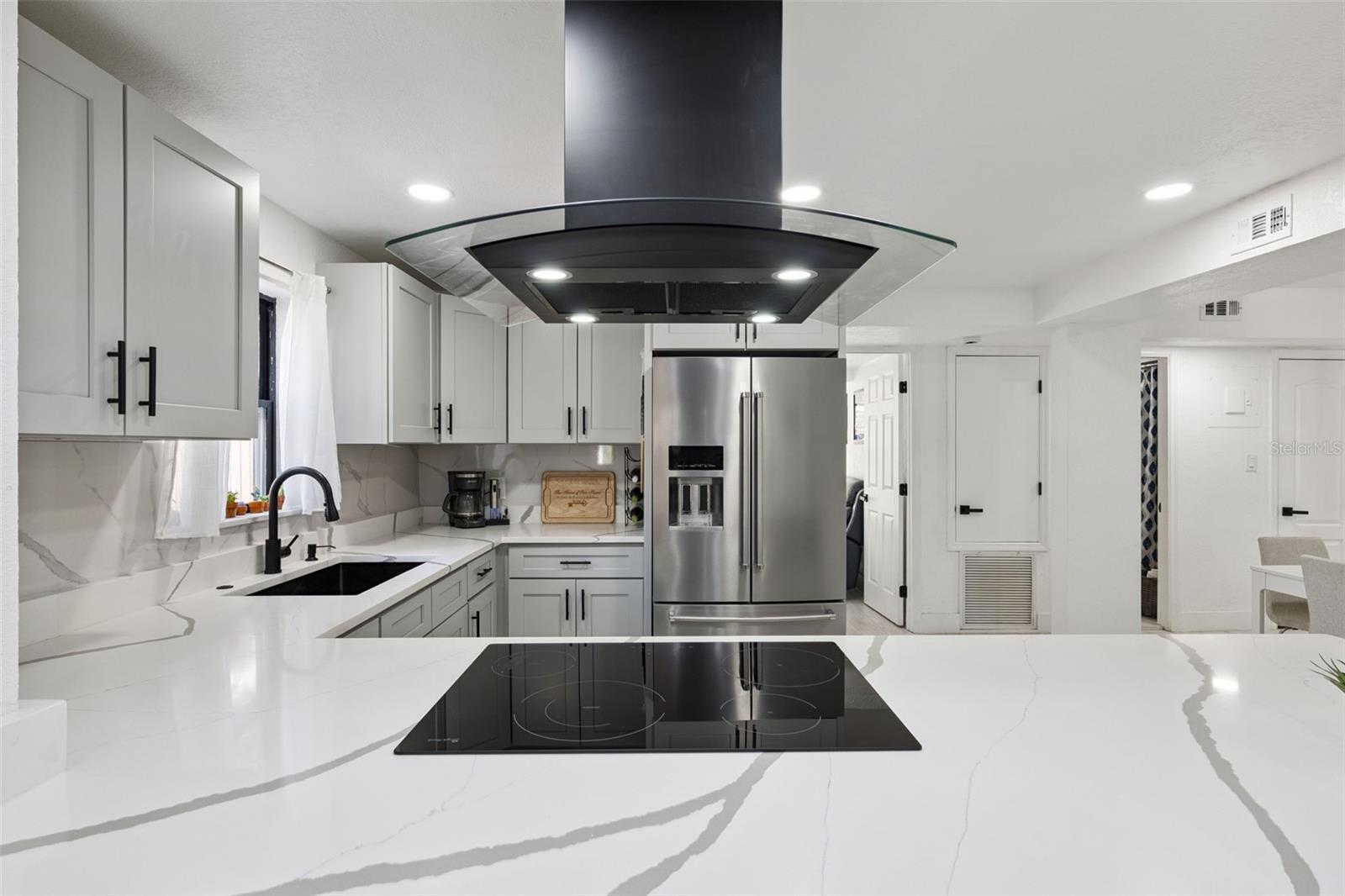 Image 13 of 33 For 1915 Weber Street