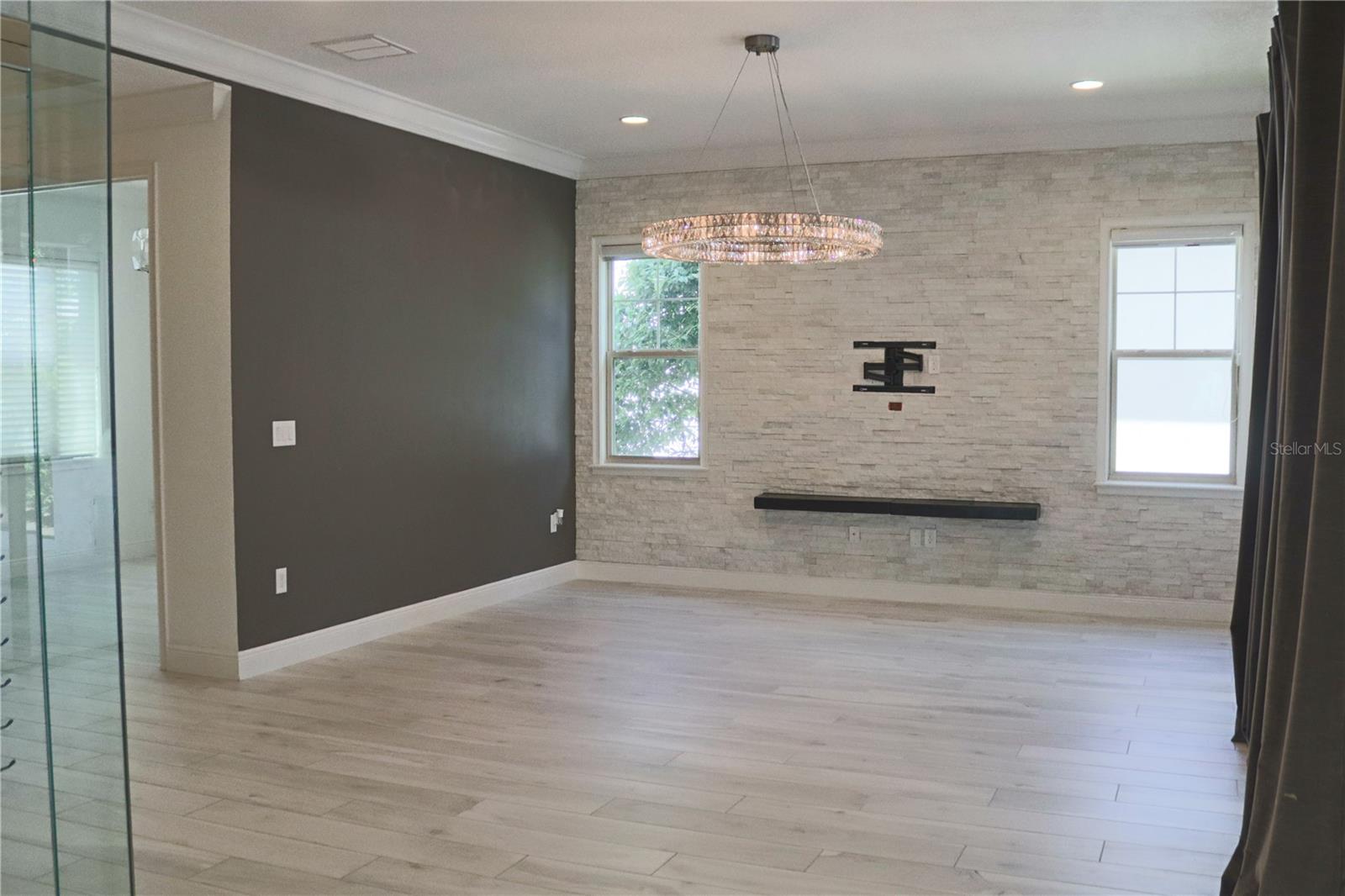 Image 3 of 36 For 9870 Mere Parkway