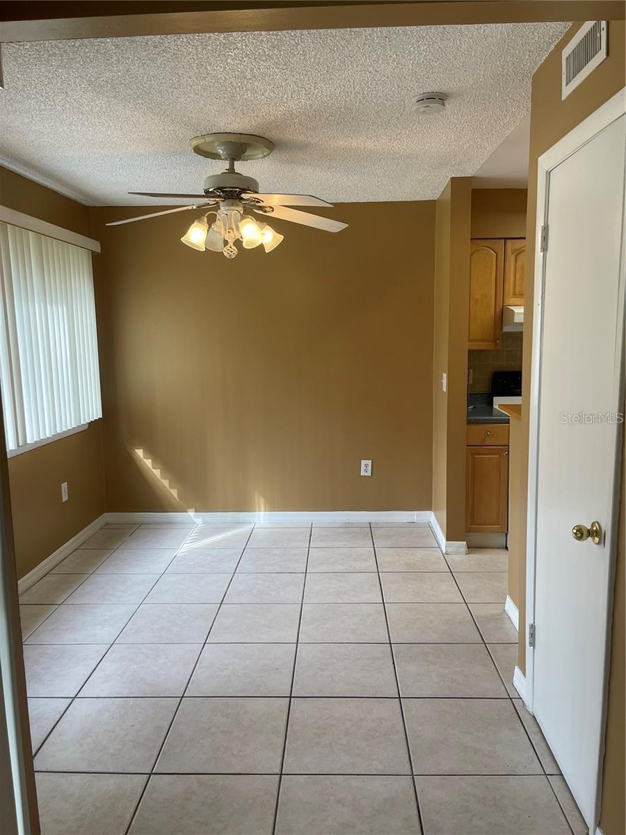 Image 4 of 11 For 5109 Eaglesmere Drive 11a