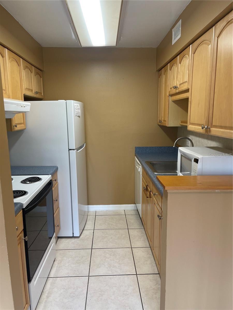 Image 5 of 11 For 5109 Eaglesmere Drive 11a