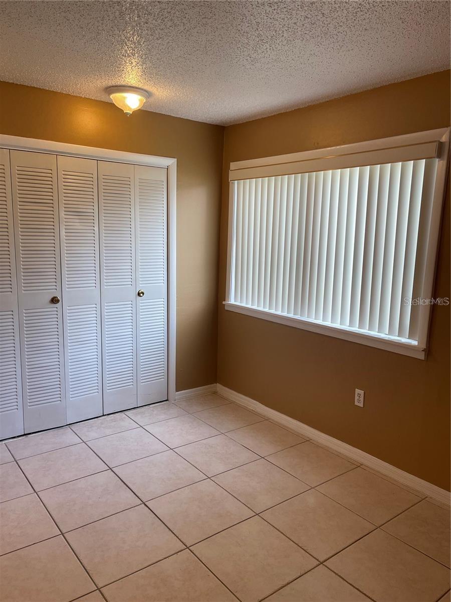 Image 8 of 11 For 5109 Eaglesmere Drive 11a