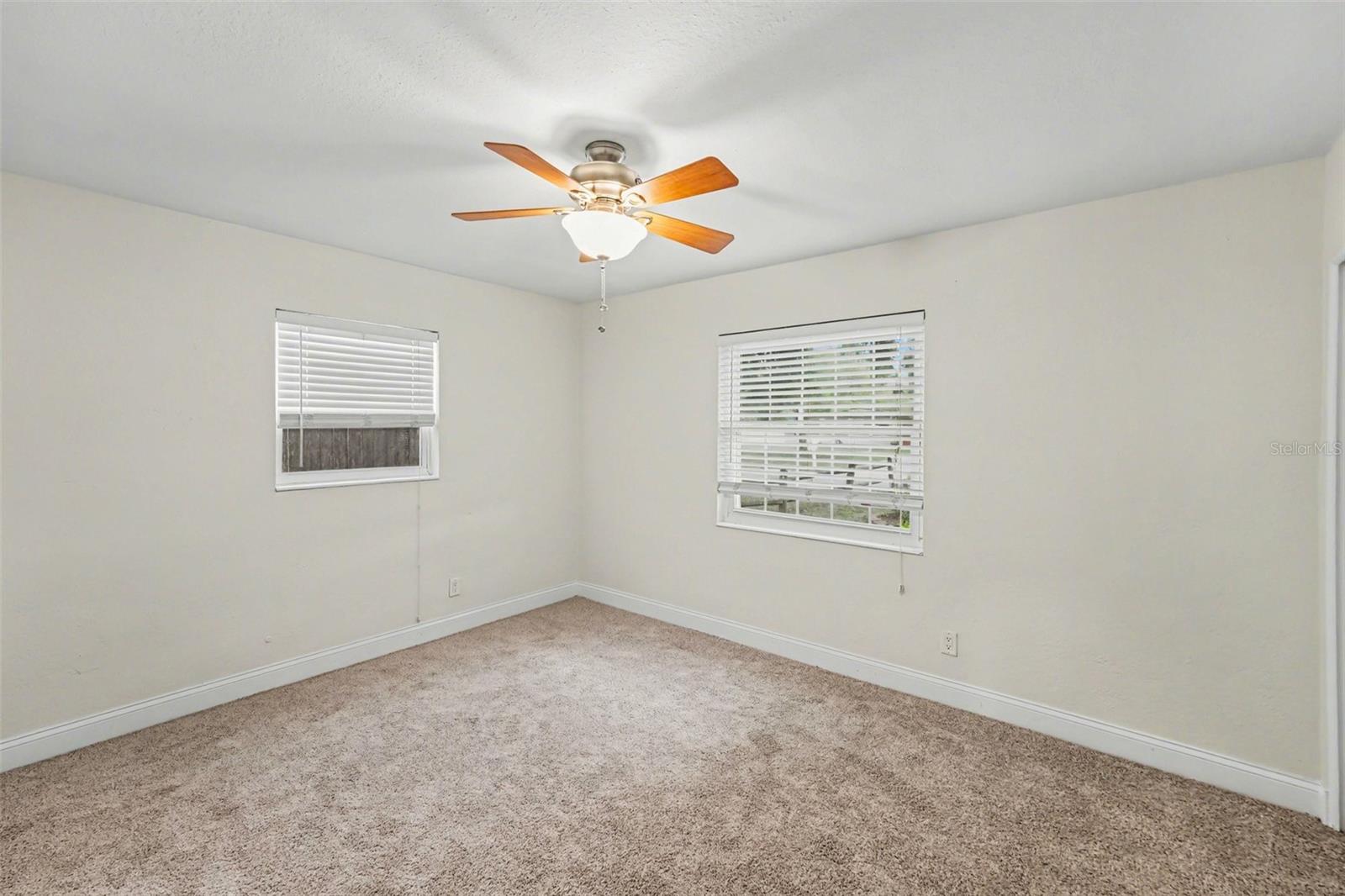 Image 13 of 29 For 5529 57th Avenue N