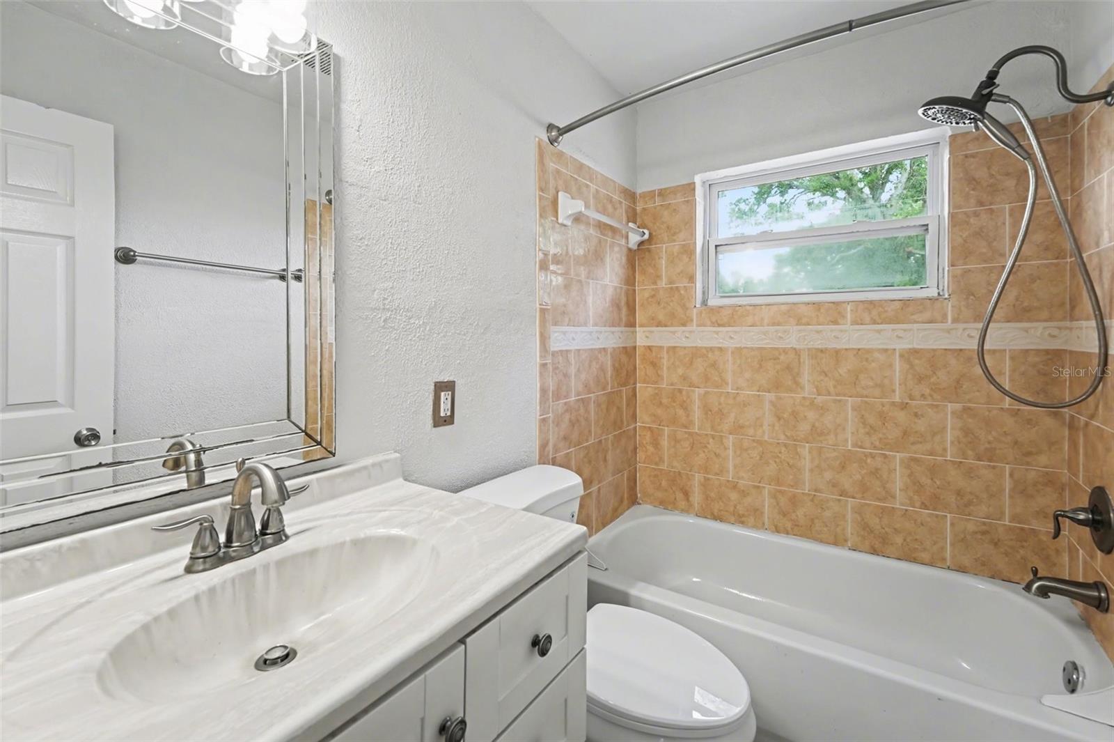 Image 19 of 29 For 5529 57th Avenue N