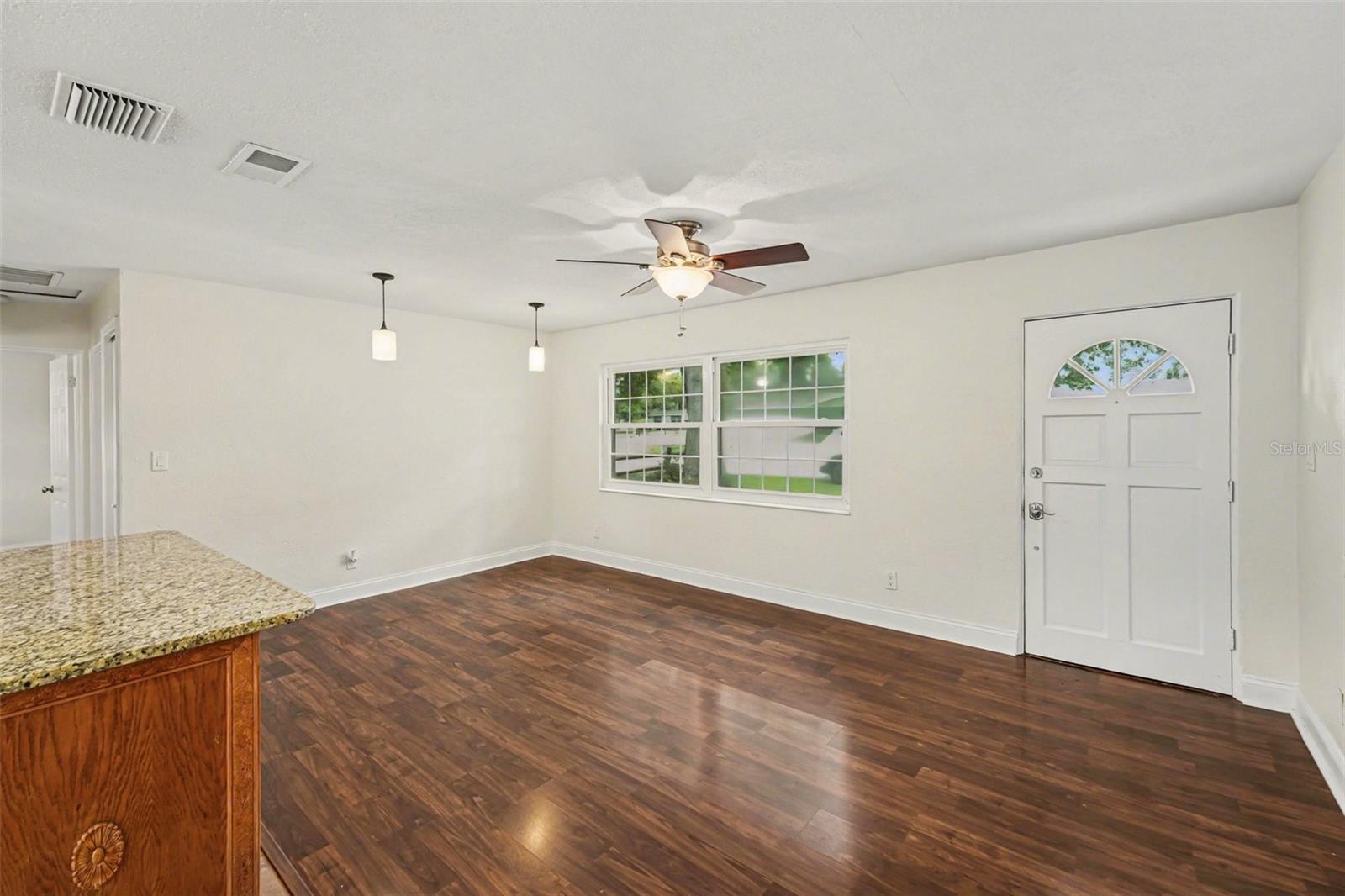 Image 4 of 29 For 5529 57th Avenue N