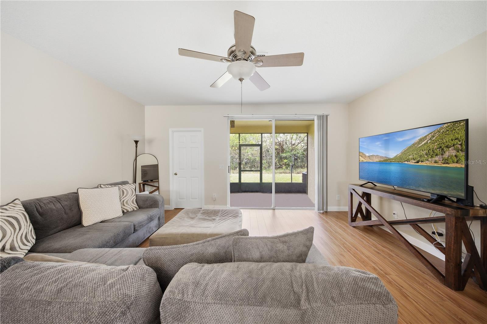 Image 10 of 38 For 2990 Fiske Boulevard K3