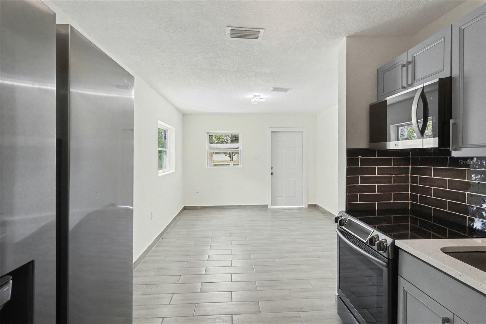 Image 10 of 26 For 767 Willie Mays Parkway A