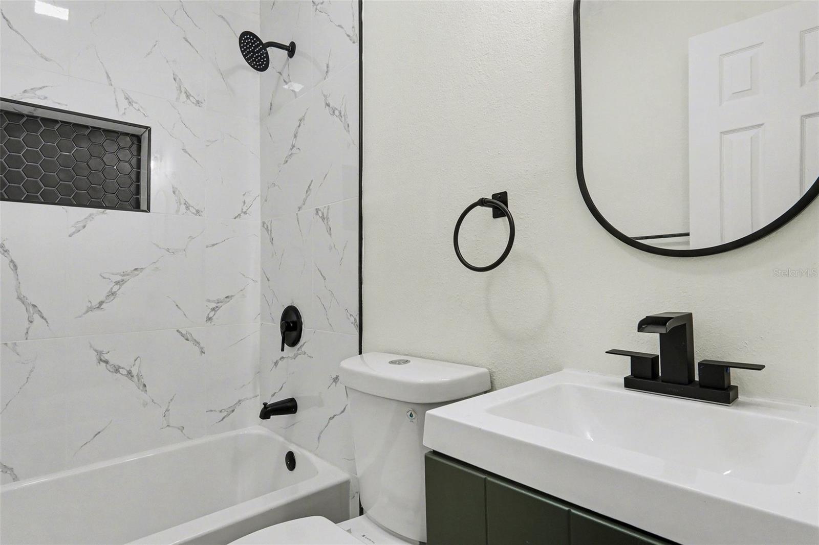 Image 23 of 26 For 767 Willie Mays Parkway A