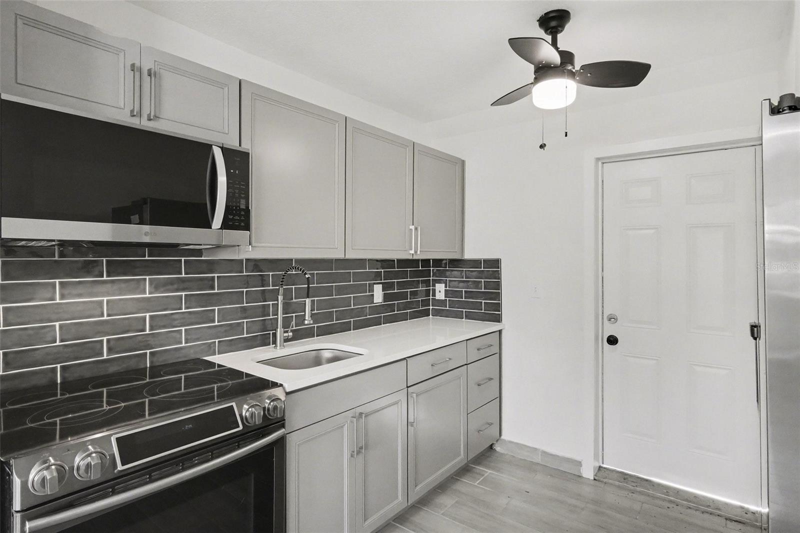 Image 8 of 26 For 767 Willie Mays Parkway A