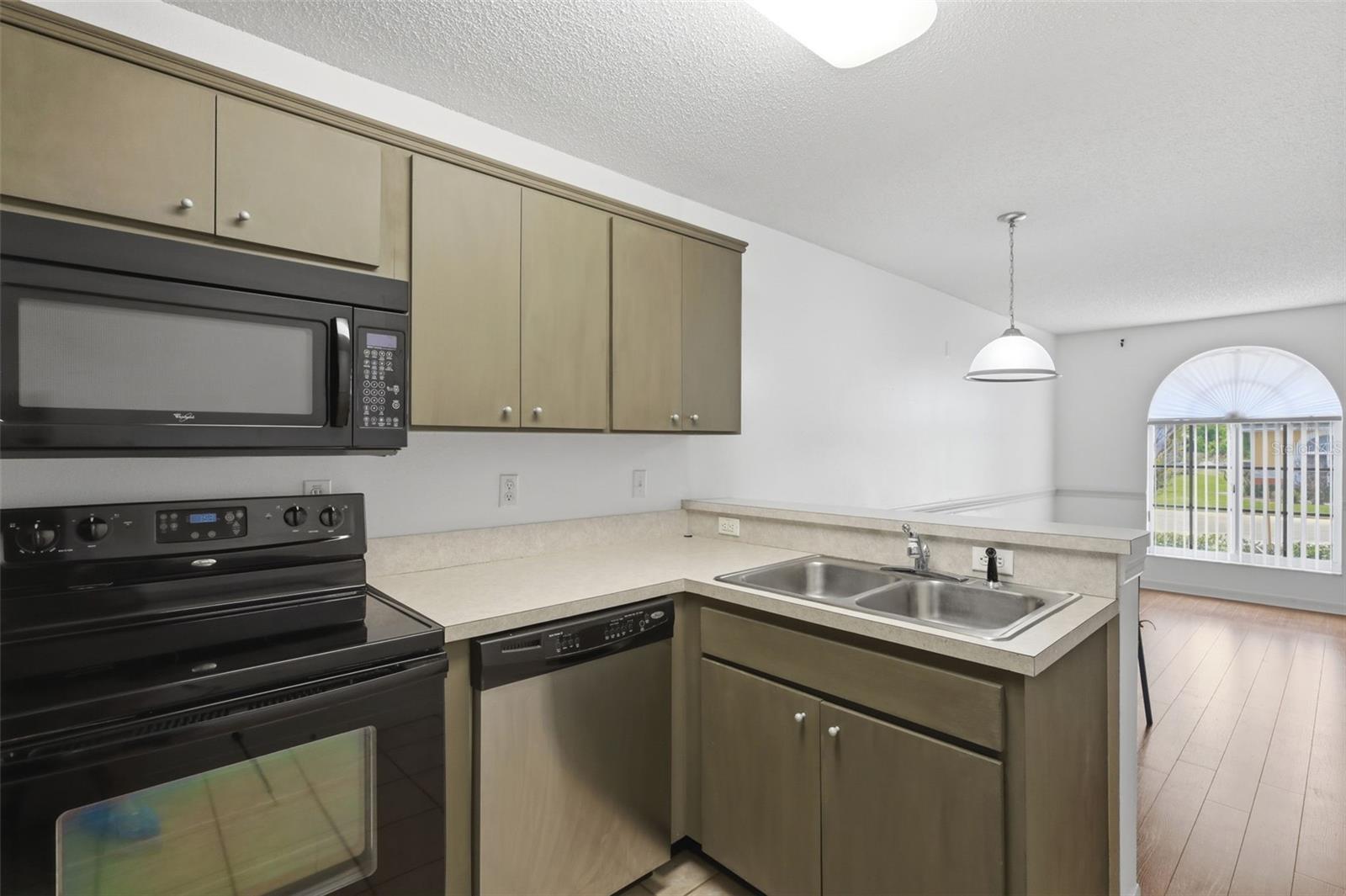 Image 11 of 37 For 699 Lake Marion Golf Resort