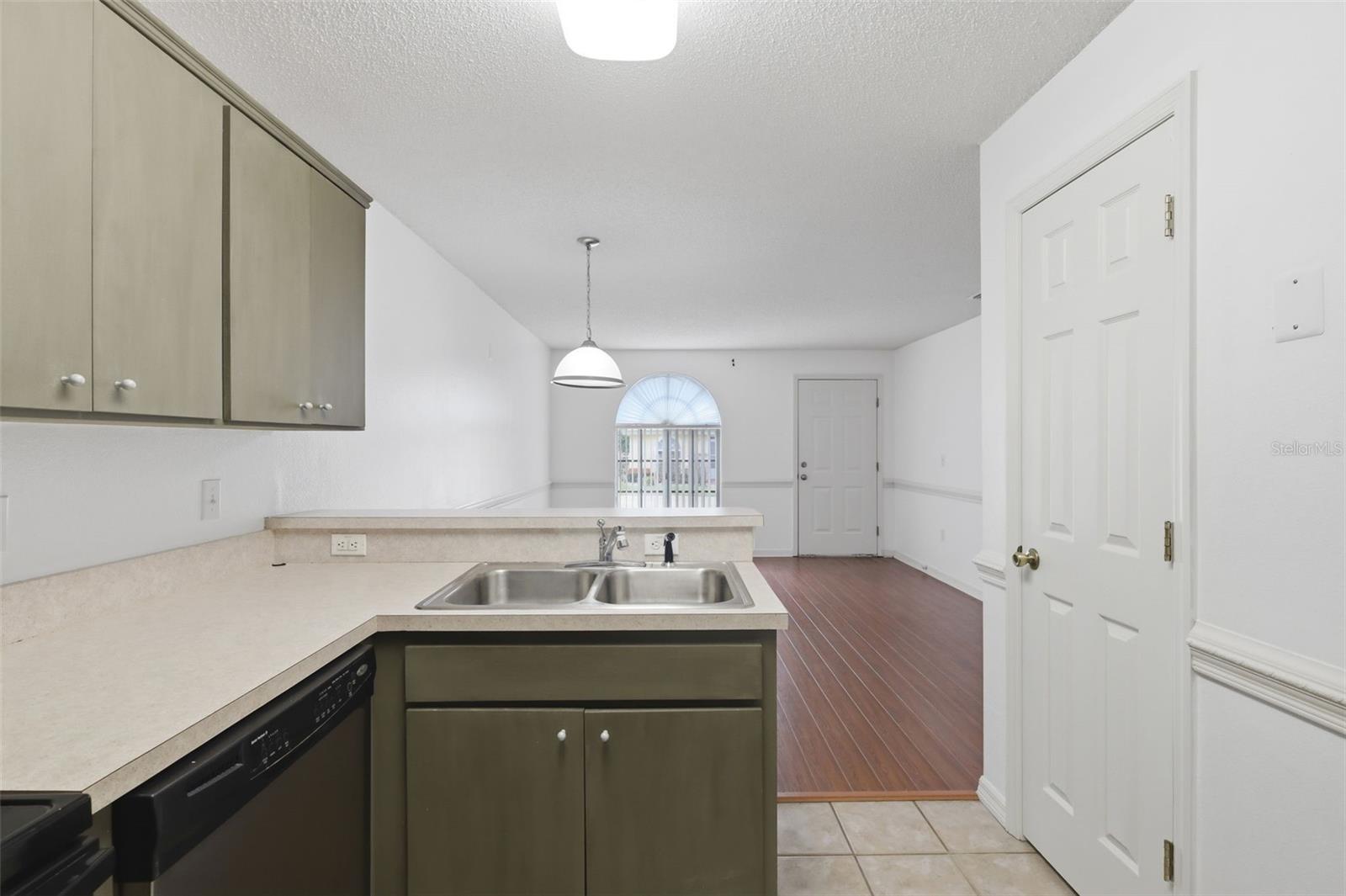 Image 14 of 37 For 699 Lake Marion Golf Resort