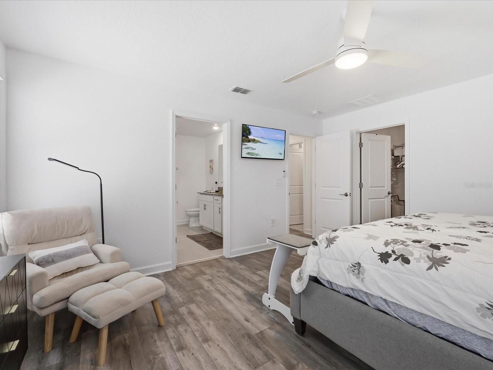 Image 22 of 56 For 11216 Listening Drive