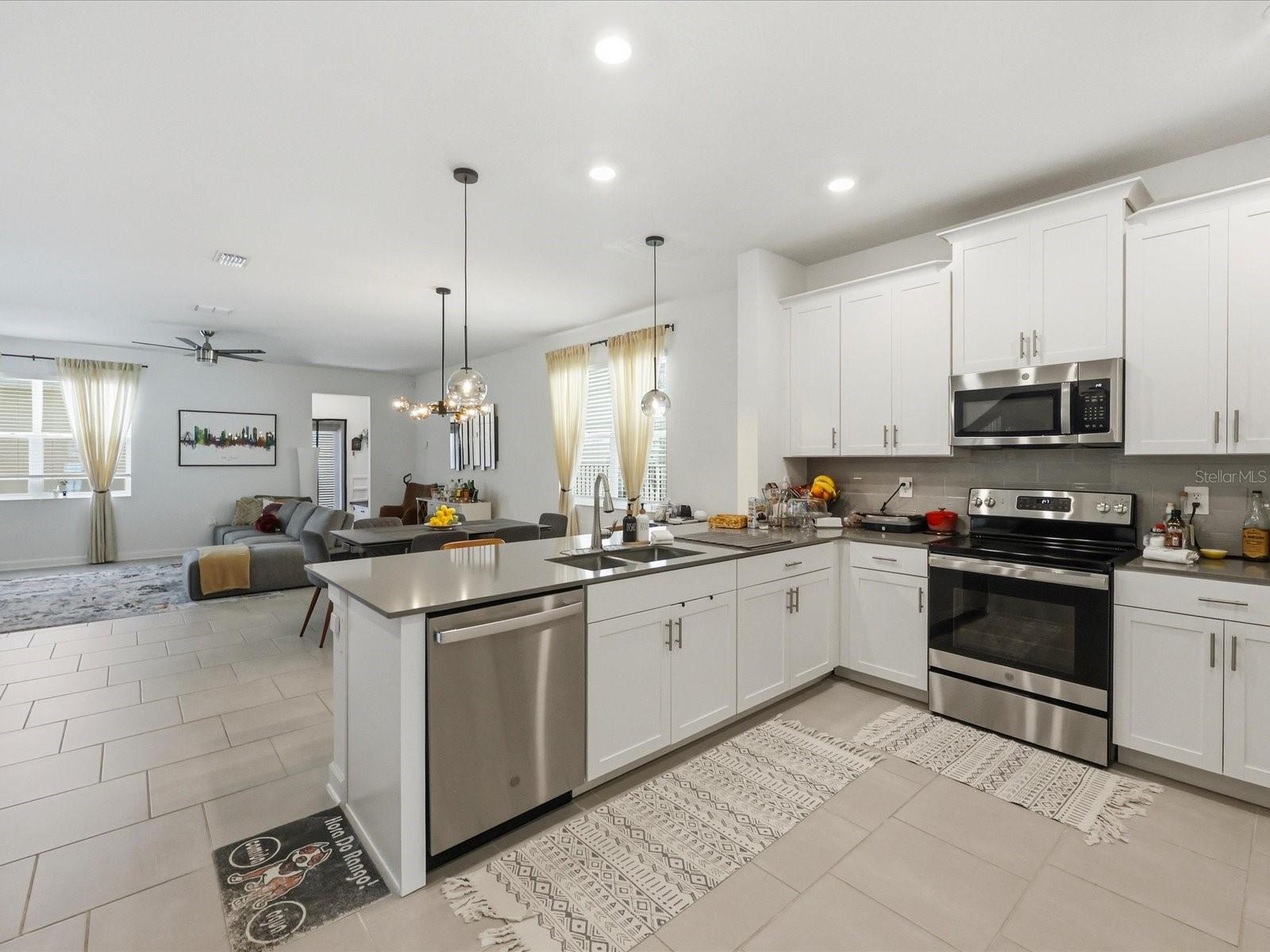 Image 7 of 56 For 11216 Listening Drive