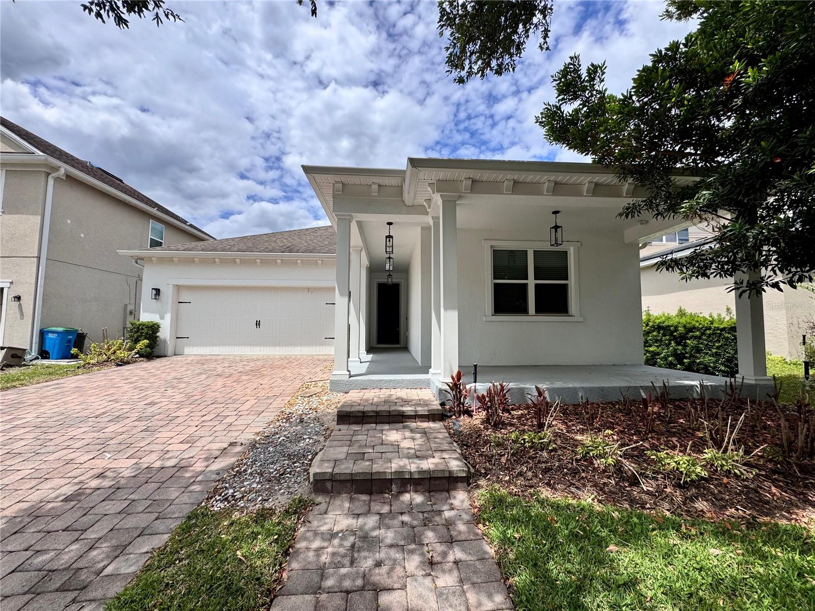 Image 2 of 31 For 11860 Thatcher Avenue