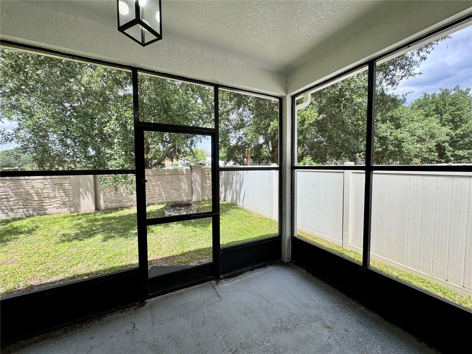 Image 31 of 31 For 11860 Thatcher Avenue