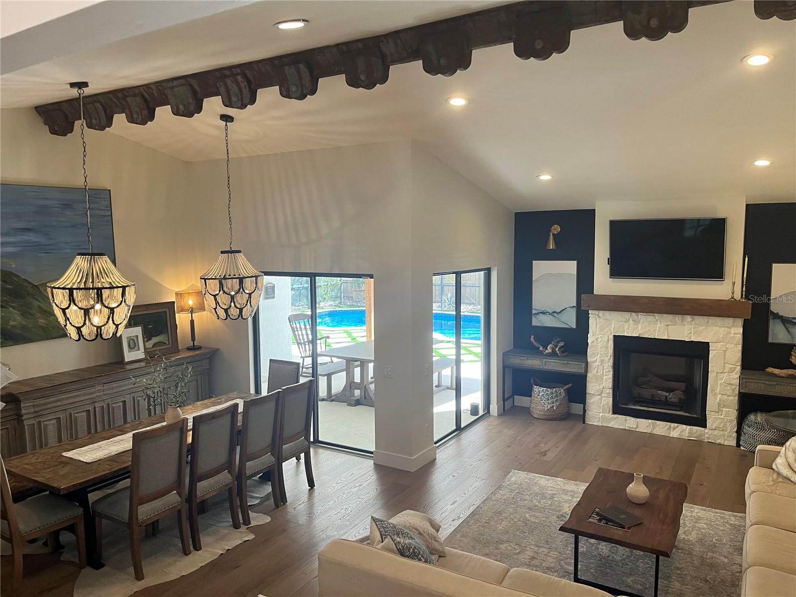 Image 3 of 4 For 7207 Moss Leaf Ln