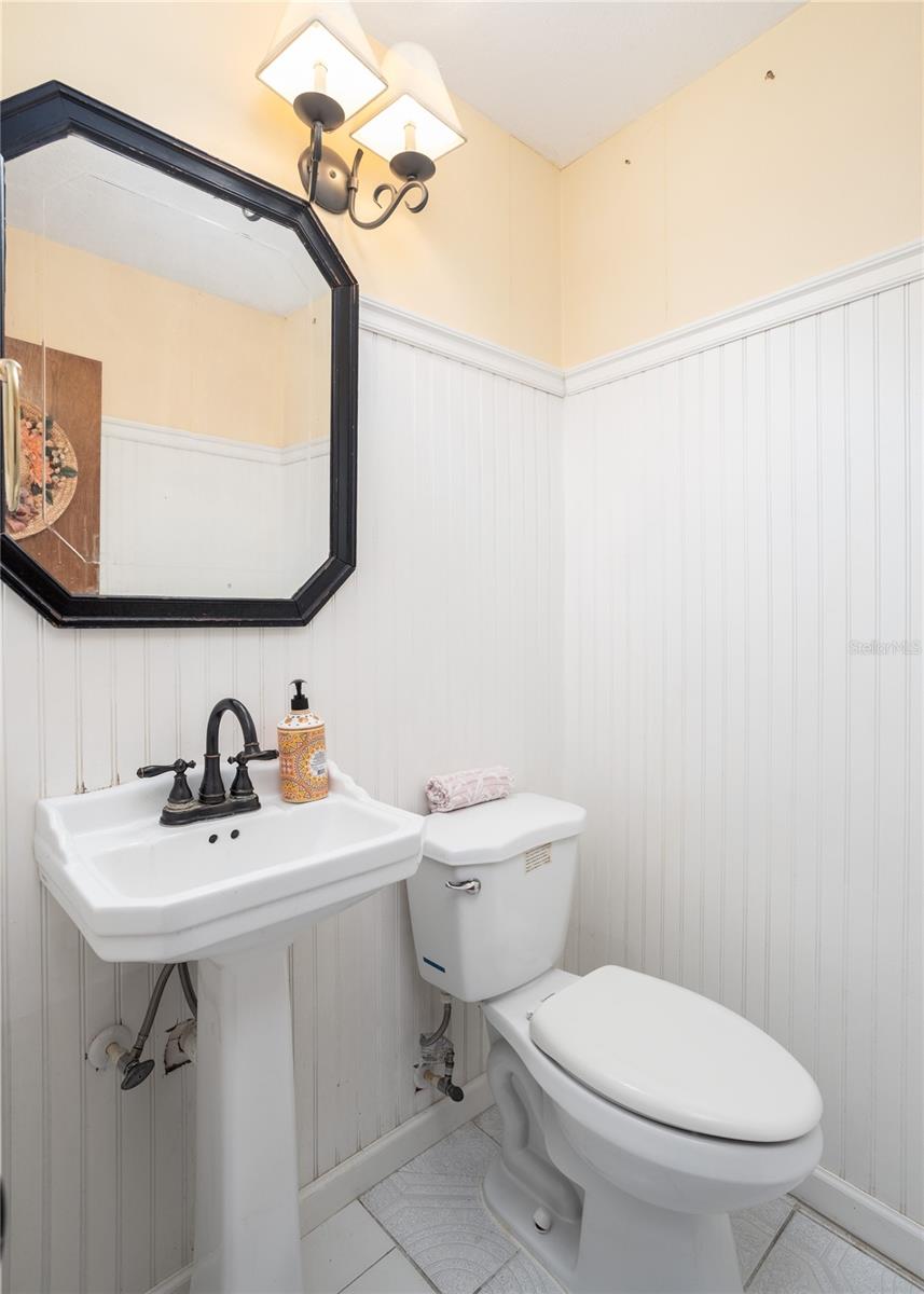 Image 13 of 34 For 5009 Scarsdale Manor Lane