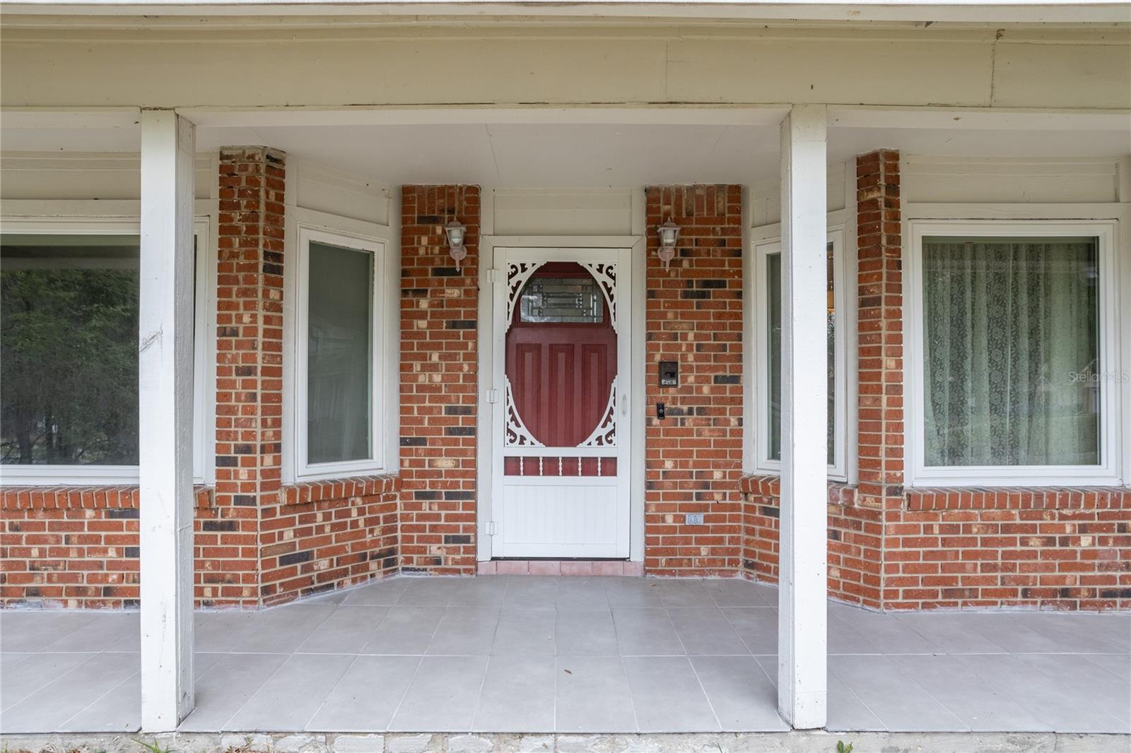 Image 2 of 34 For 5009 Scarsdale Manor Lane