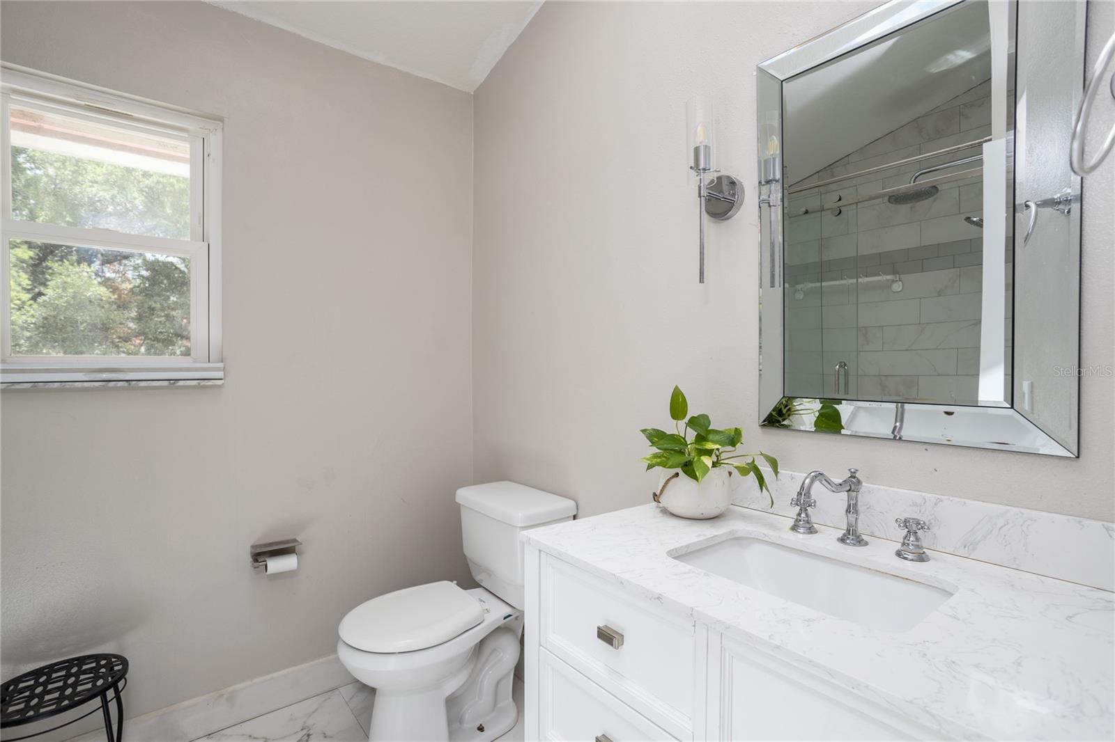 Image 23 of 34 For 5009 Scarsdale Manor Lane