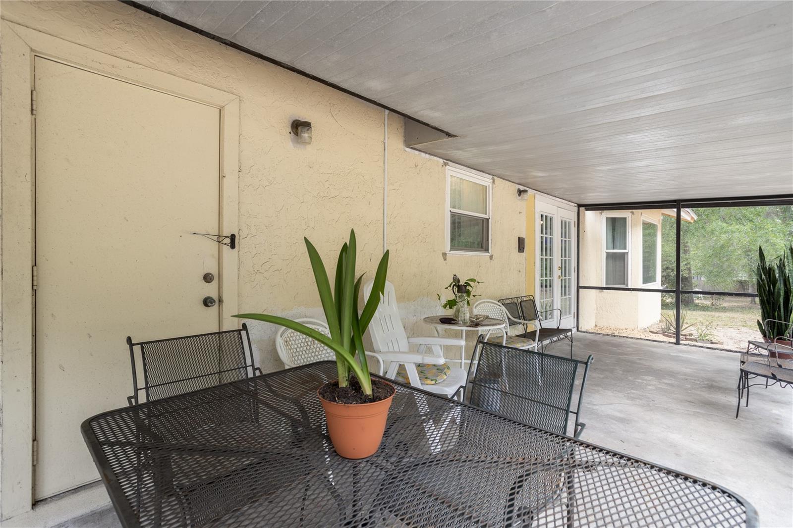 Image 25 of 34 For 5009 Scarsdale Manor Lane