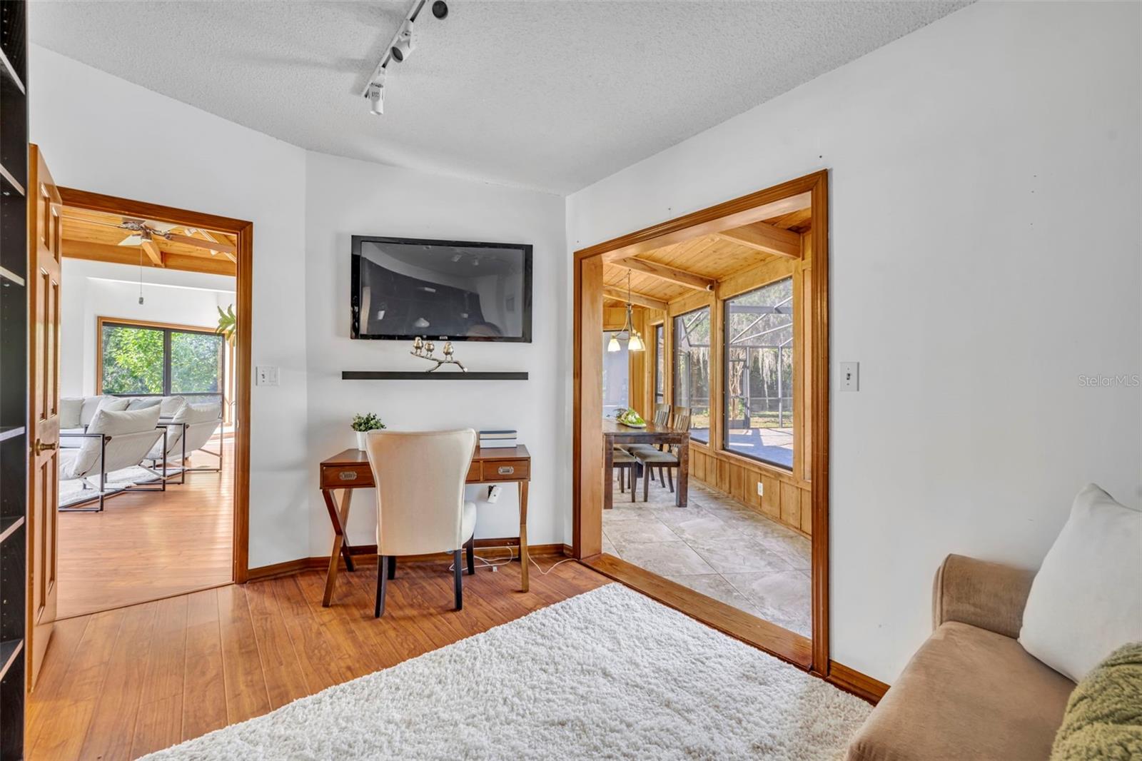 Image 11 of 41 For 495 1st Street