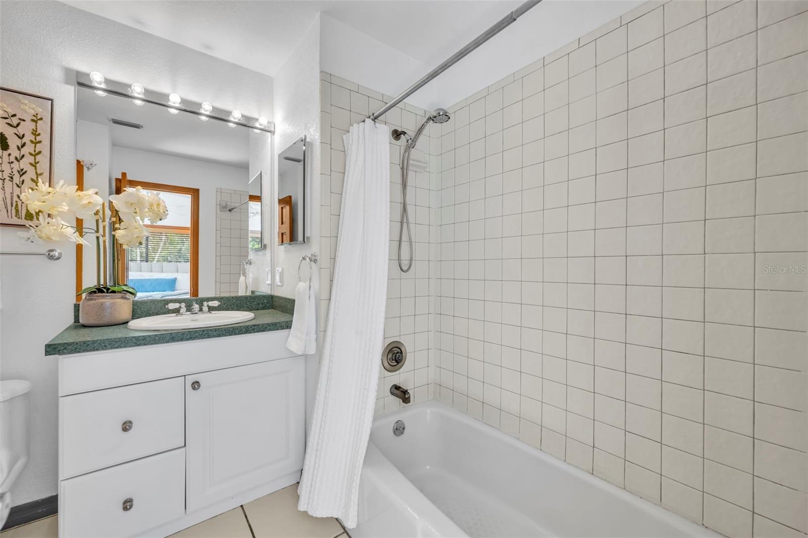 Image 18 of 41 For 495 1st Street