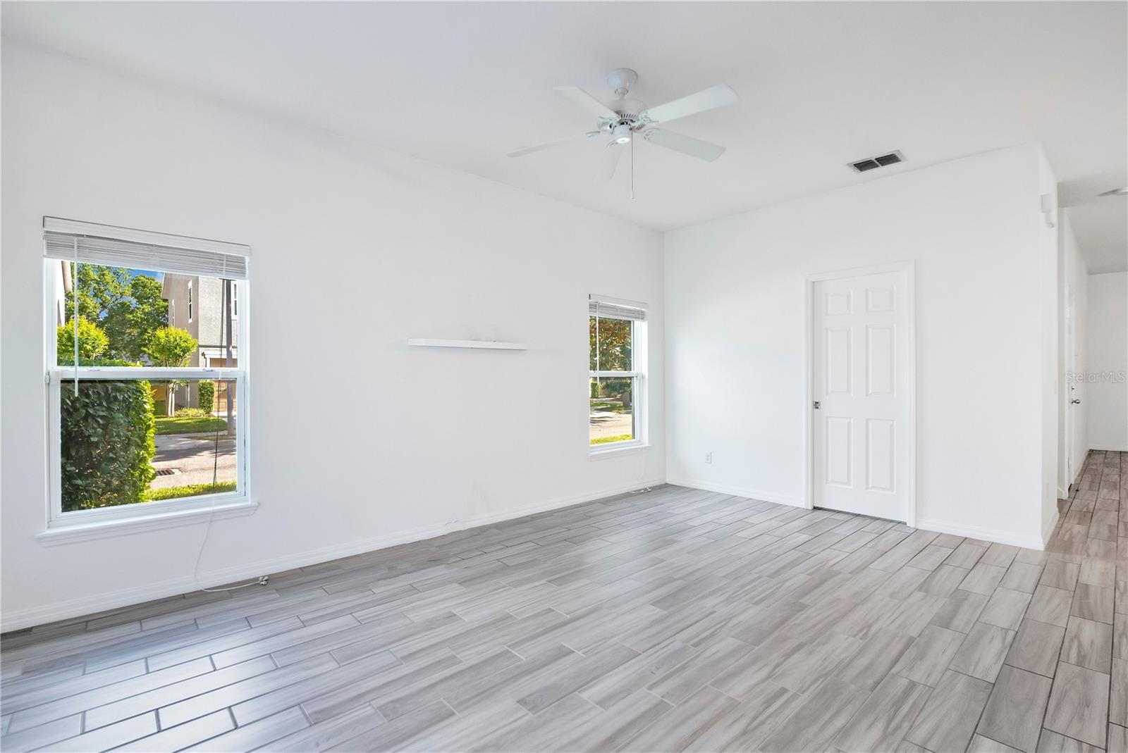 Image 10 of 34 For 2483 Viterbo Way