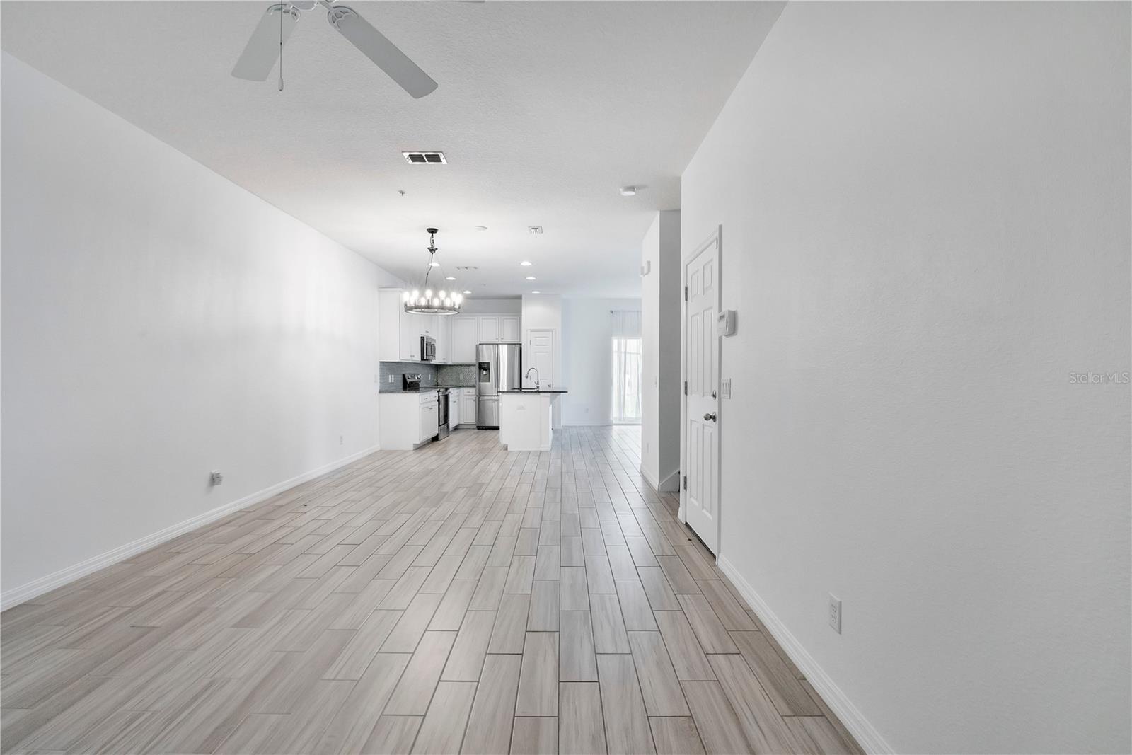 Image 3 of 34 For 2483 Viterbo Way