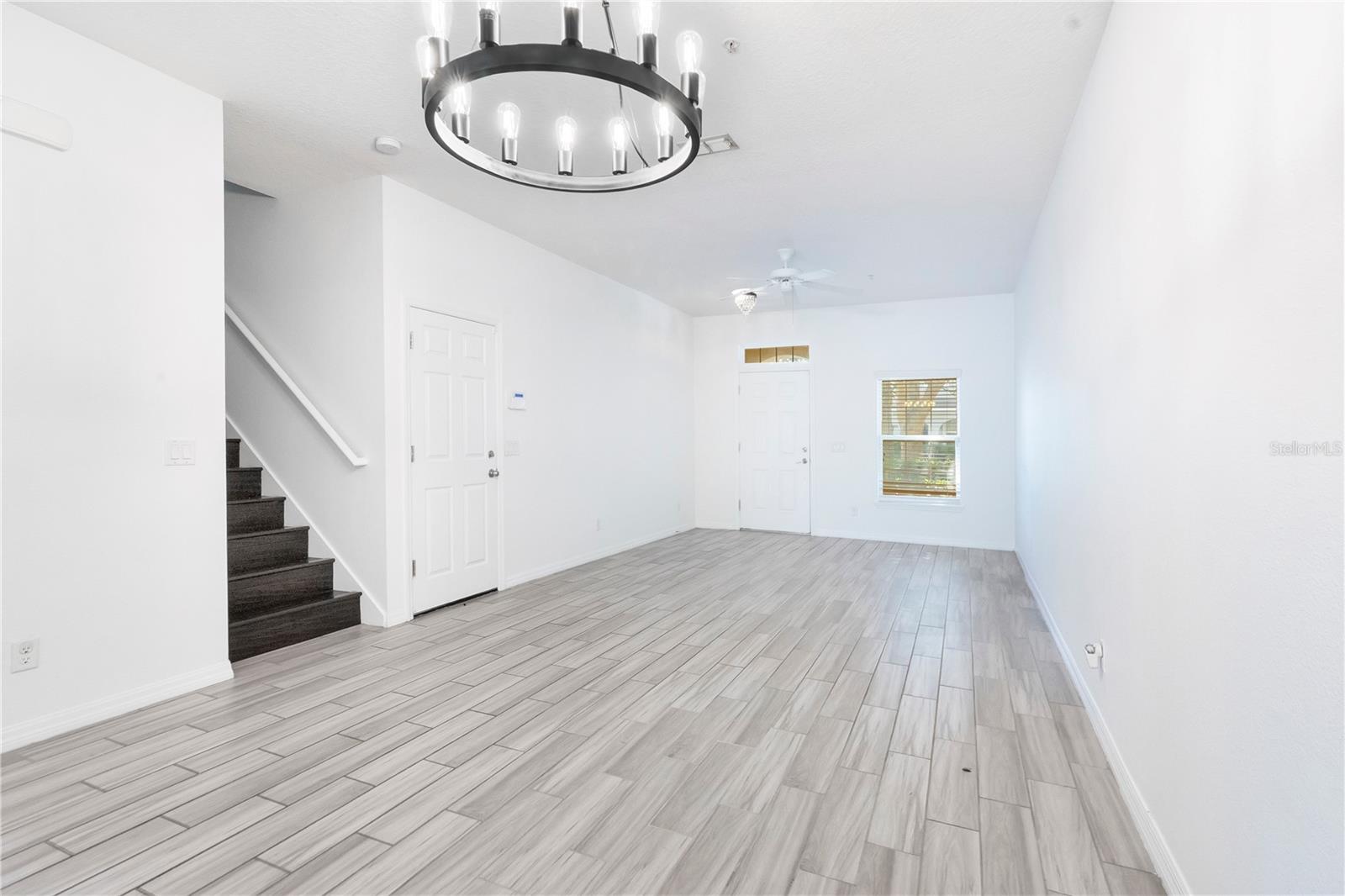 Image 5 of 34 For 2483 Viterbo Way