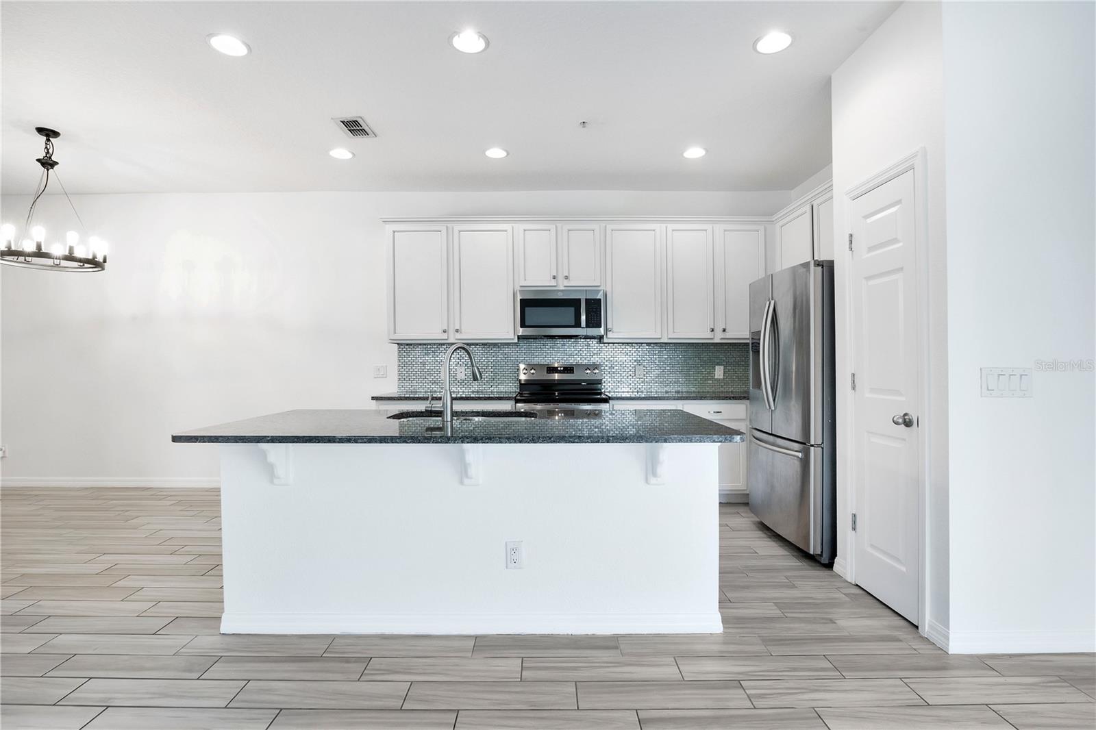 Image 8 of 34 For 2483 Viterbo Way
