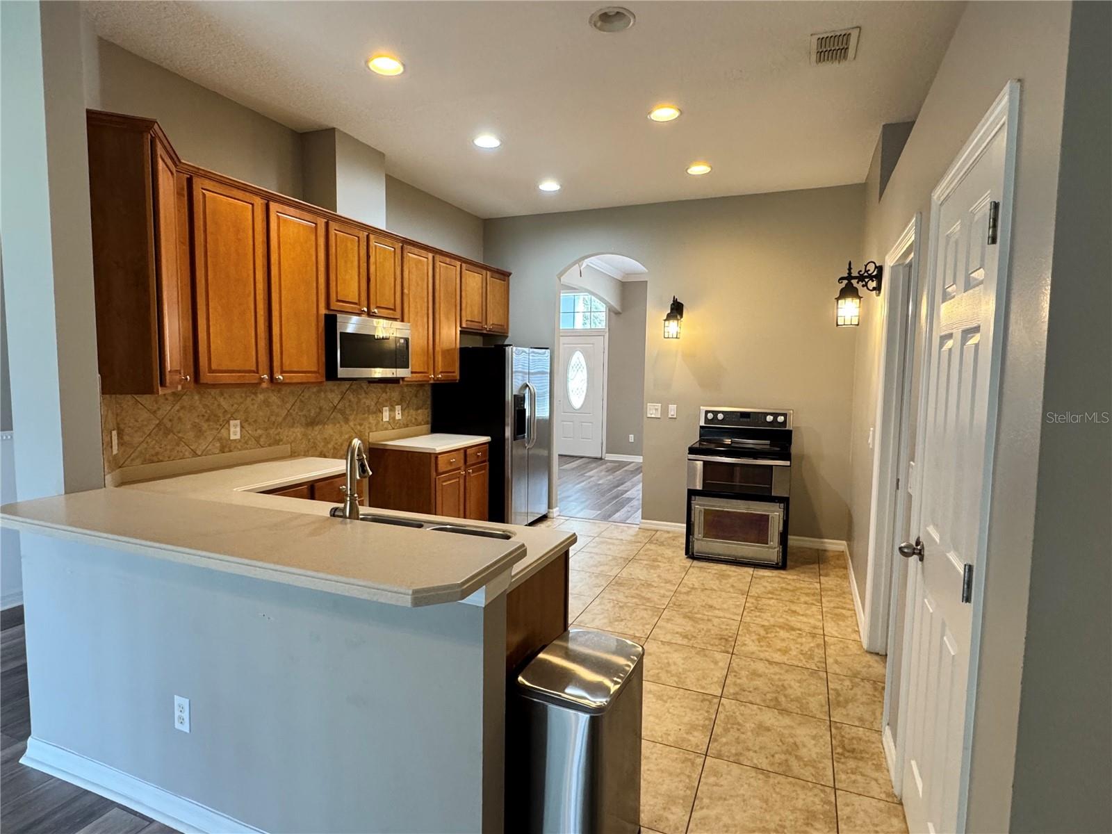 Image 10 of 22 For 14693 Cableshire Way