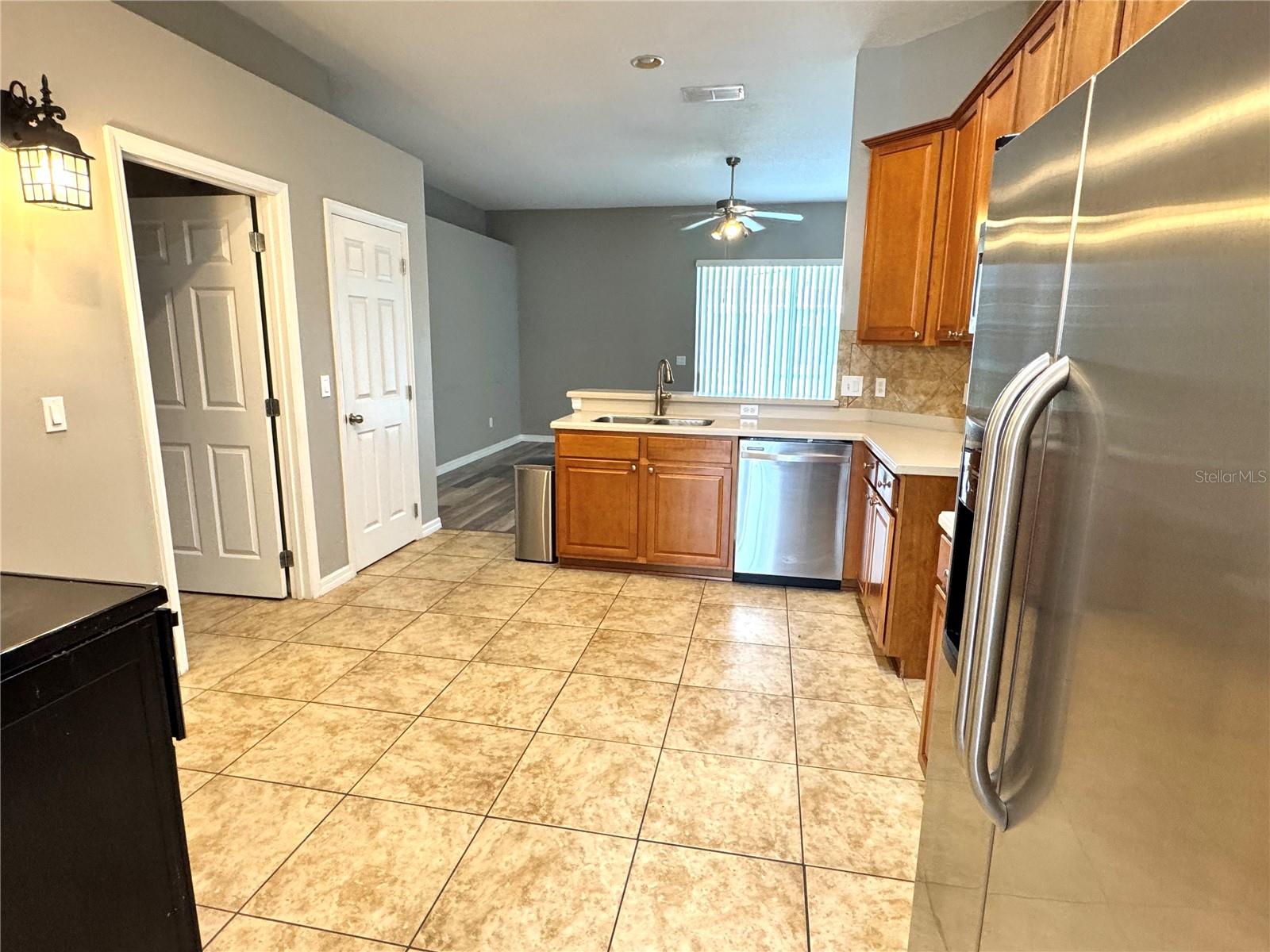 Image 12 of 22 For 14693 Cableshire Way