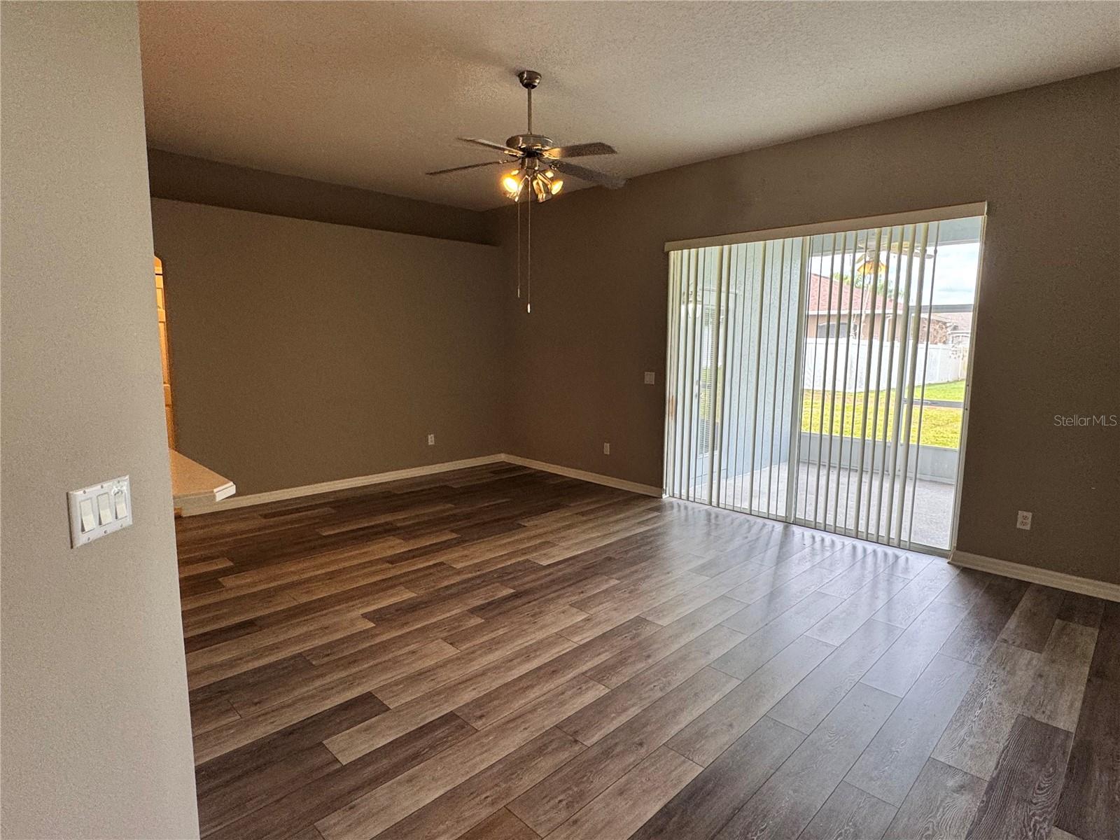 Image 7 of 22 For 14693 Cableshire Way