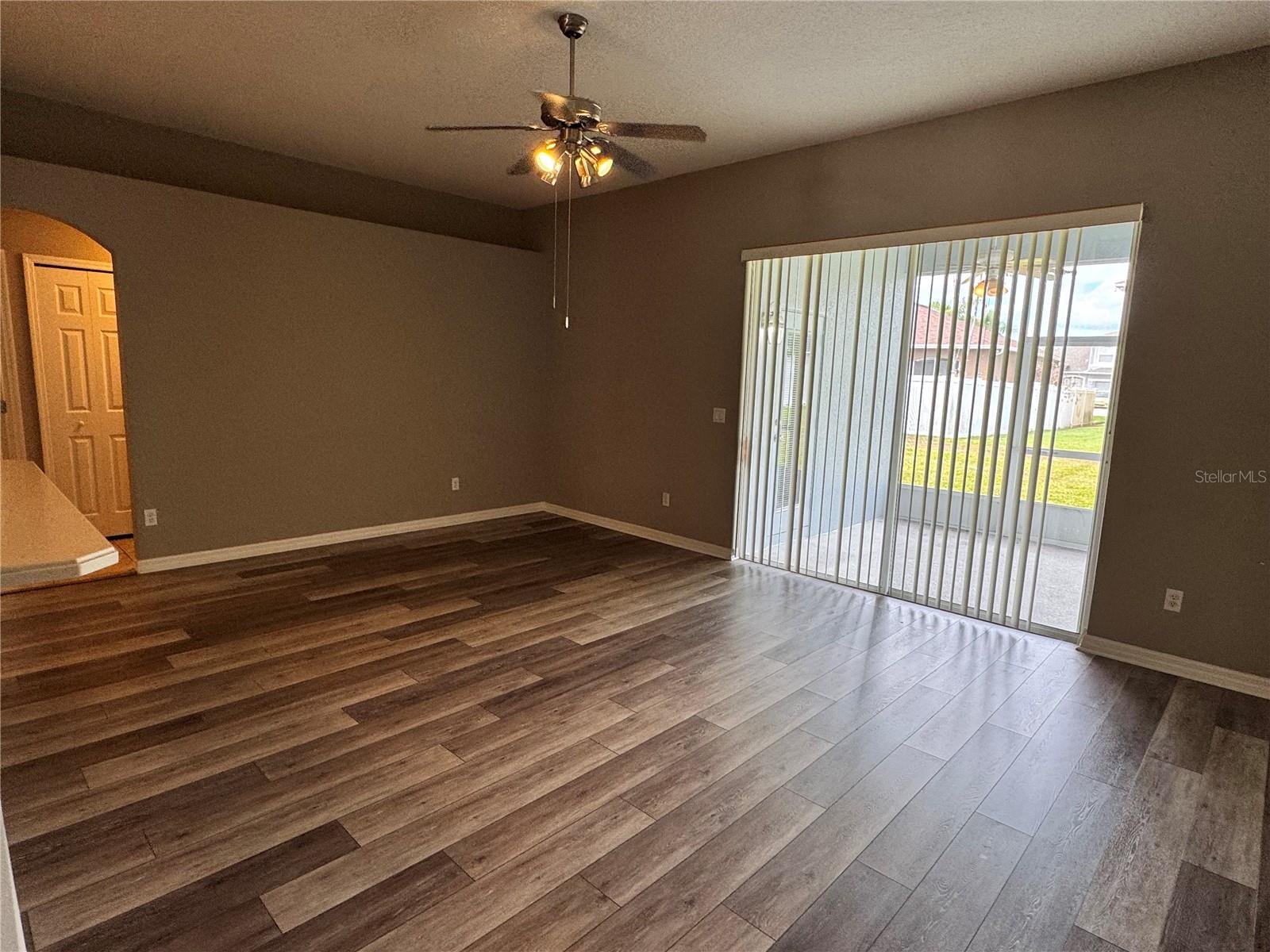 Image 8 of 22 For 14693 Cableshire Way