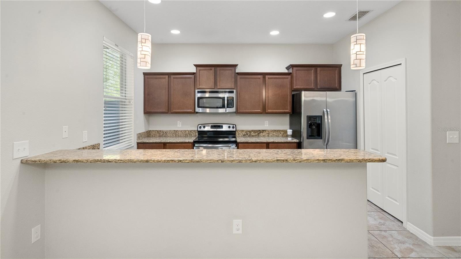 Image 15 of 27 For 11163 Savannah Landing Circle