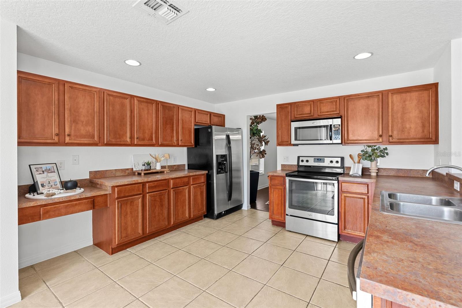 Image 20 of 45 For 15647 Galbi Drive